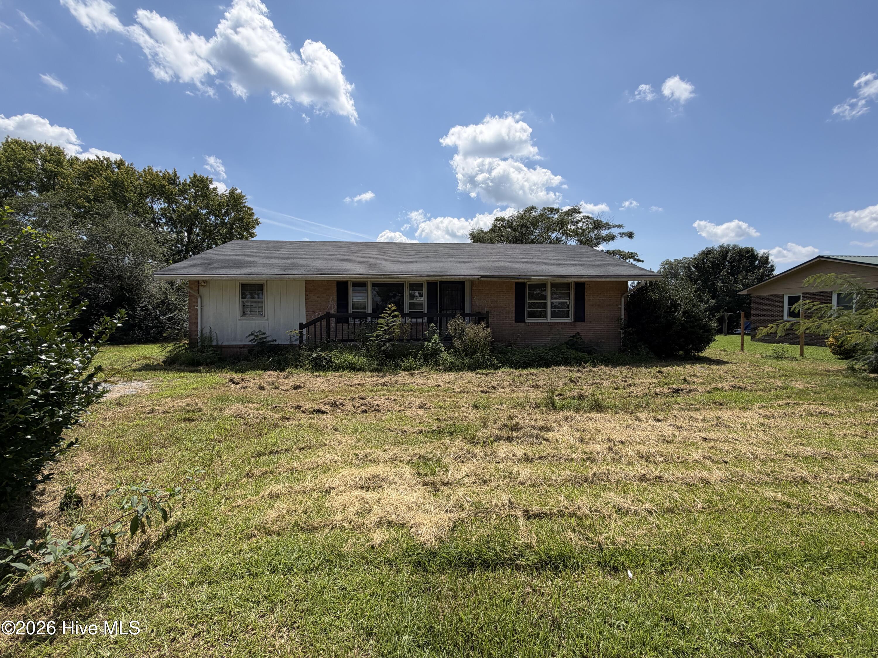 412 Drew Avenue Property Photo 1
