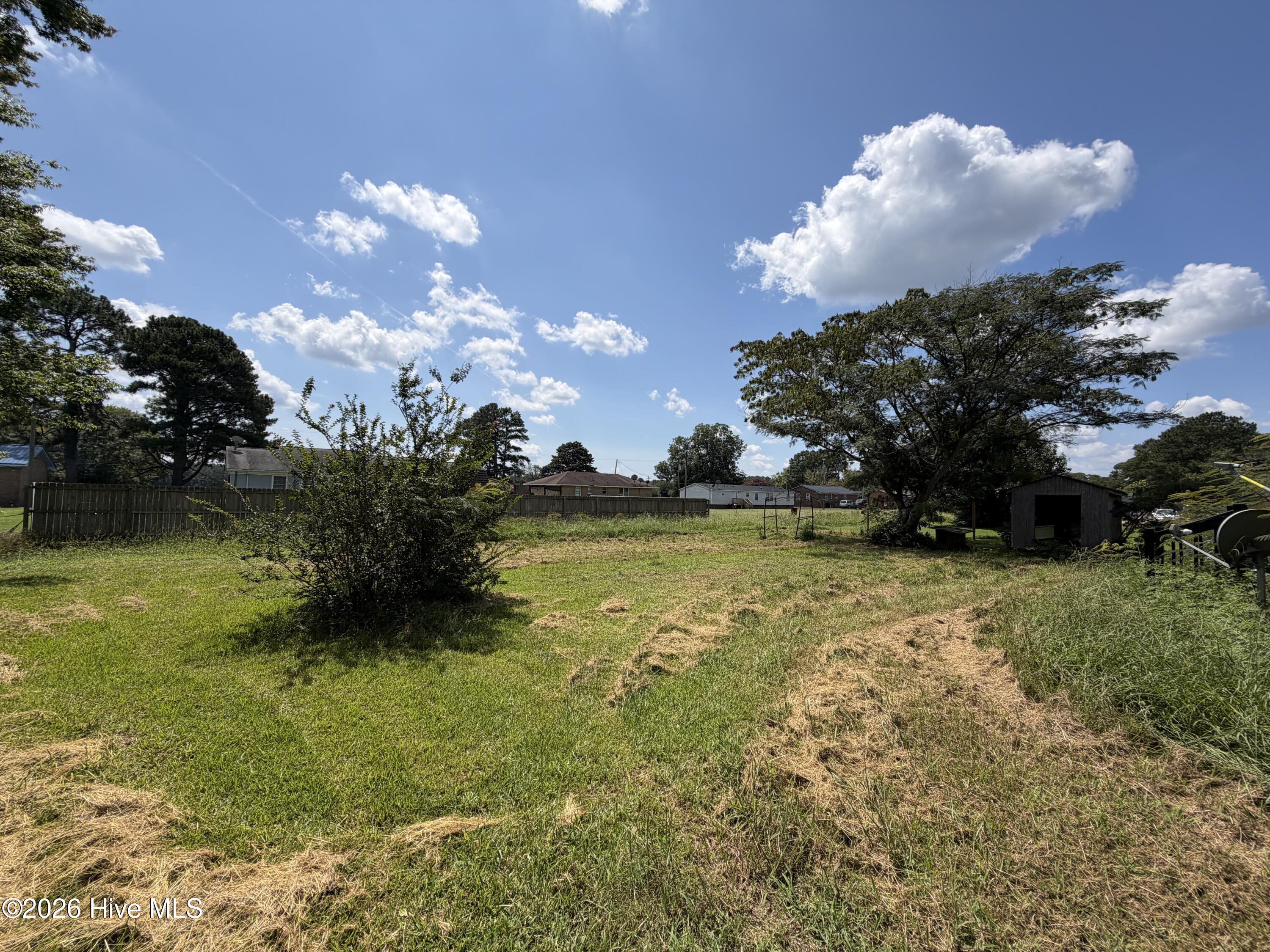 412 Drew Avenue Property Photo 5