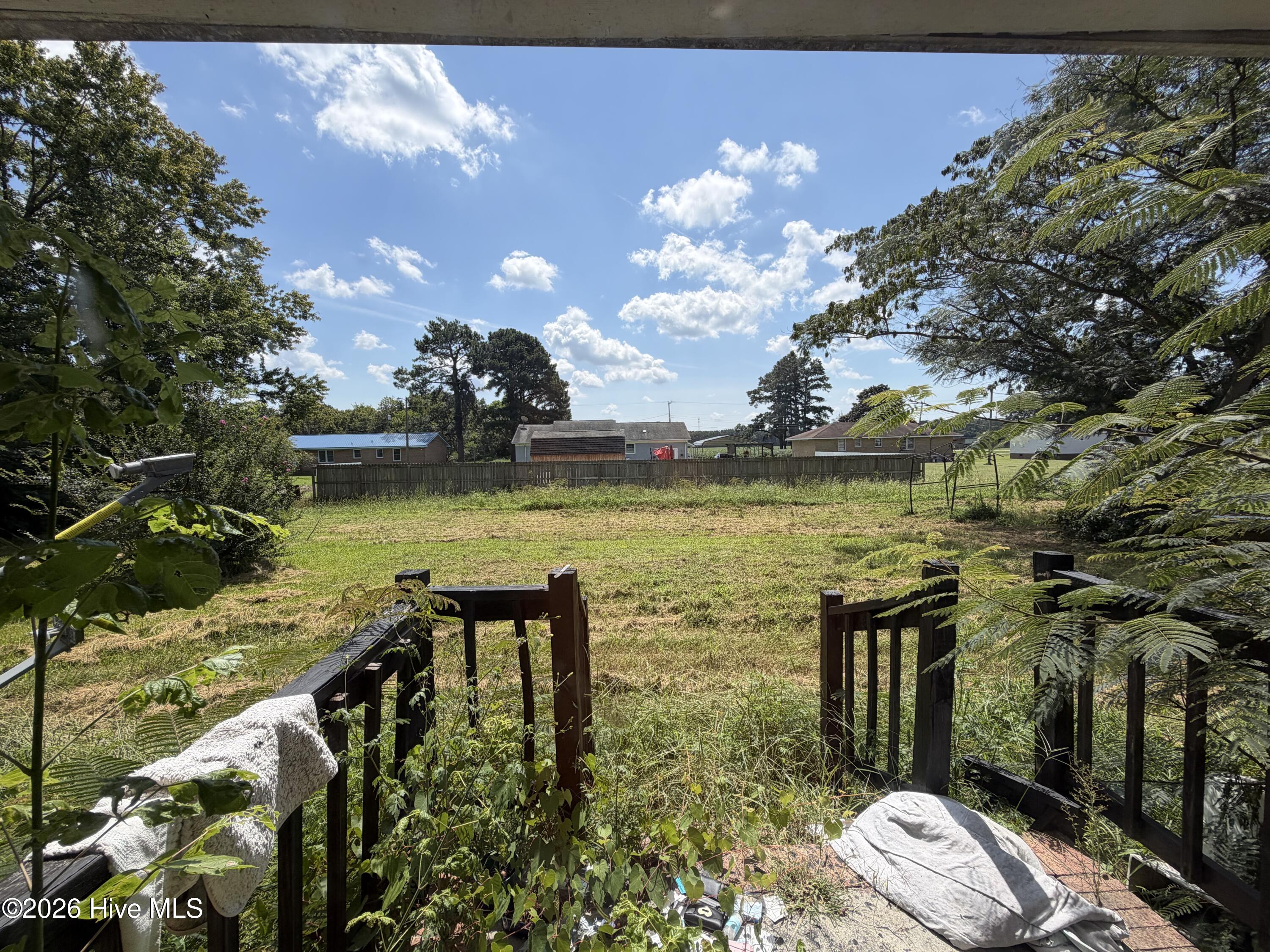 412 Drew Avenue Property Photo 6
