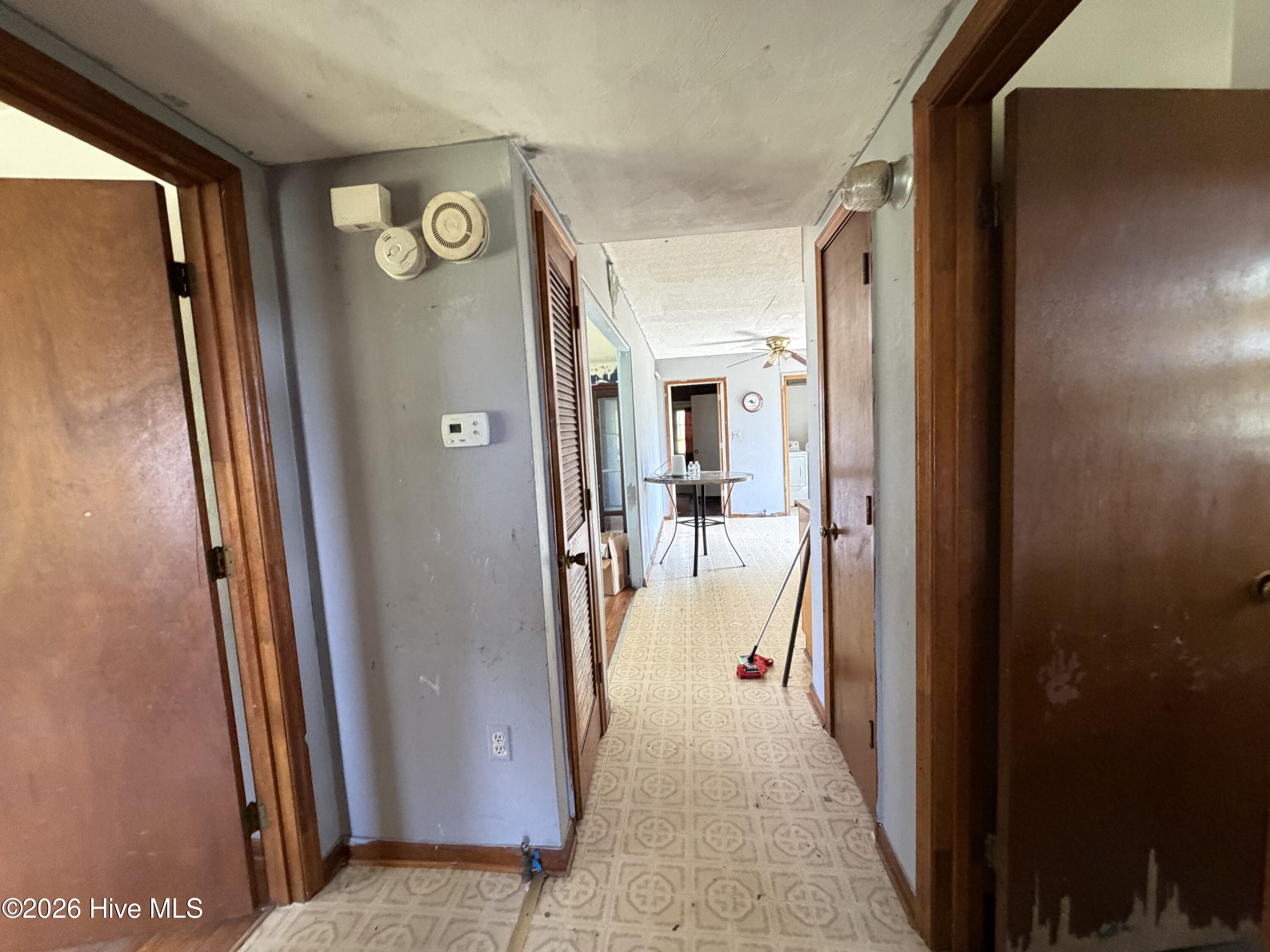 412 Drew Avenue Property Photo 10
