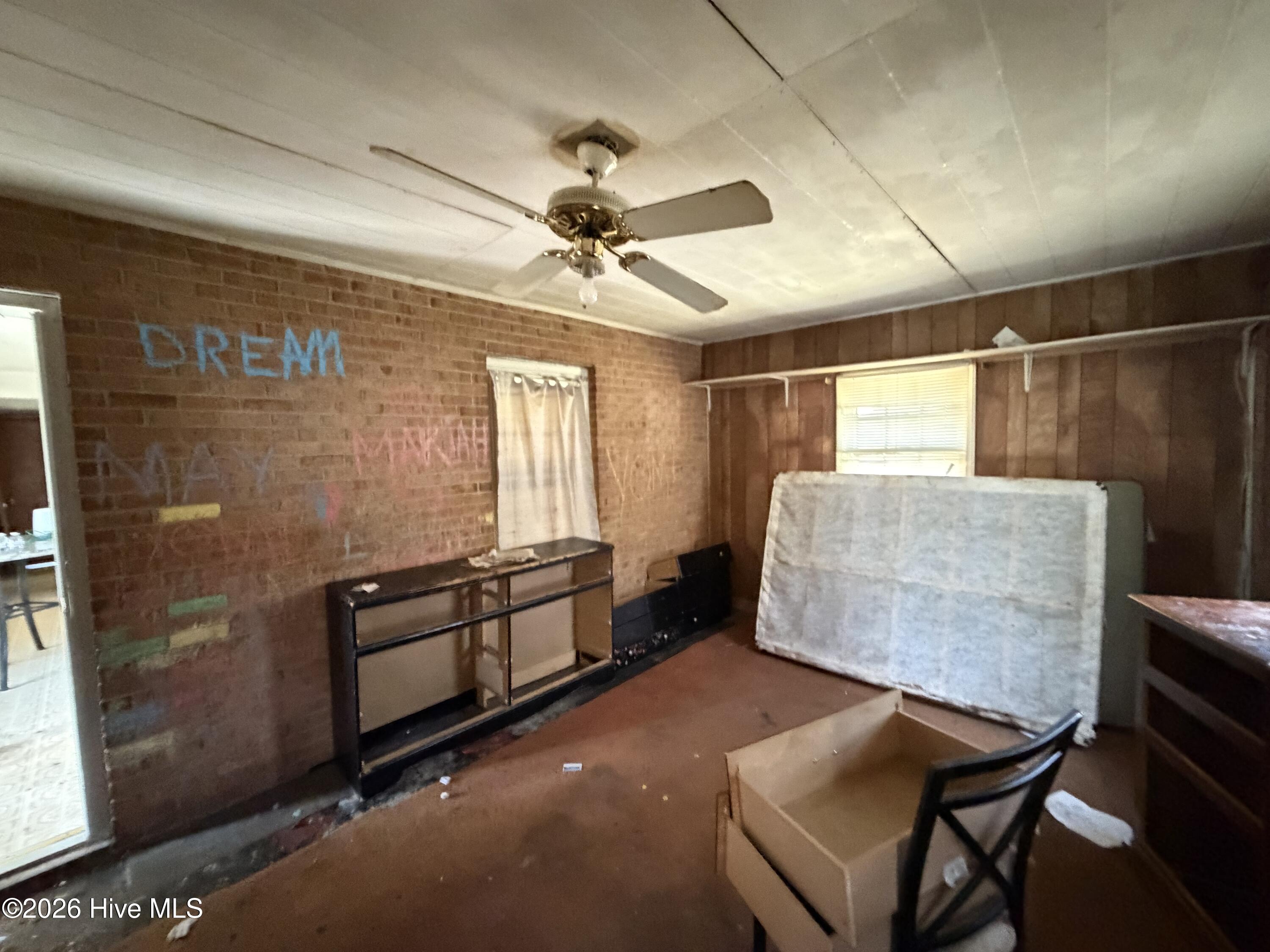 412 Drew Avenue Property Photo 14