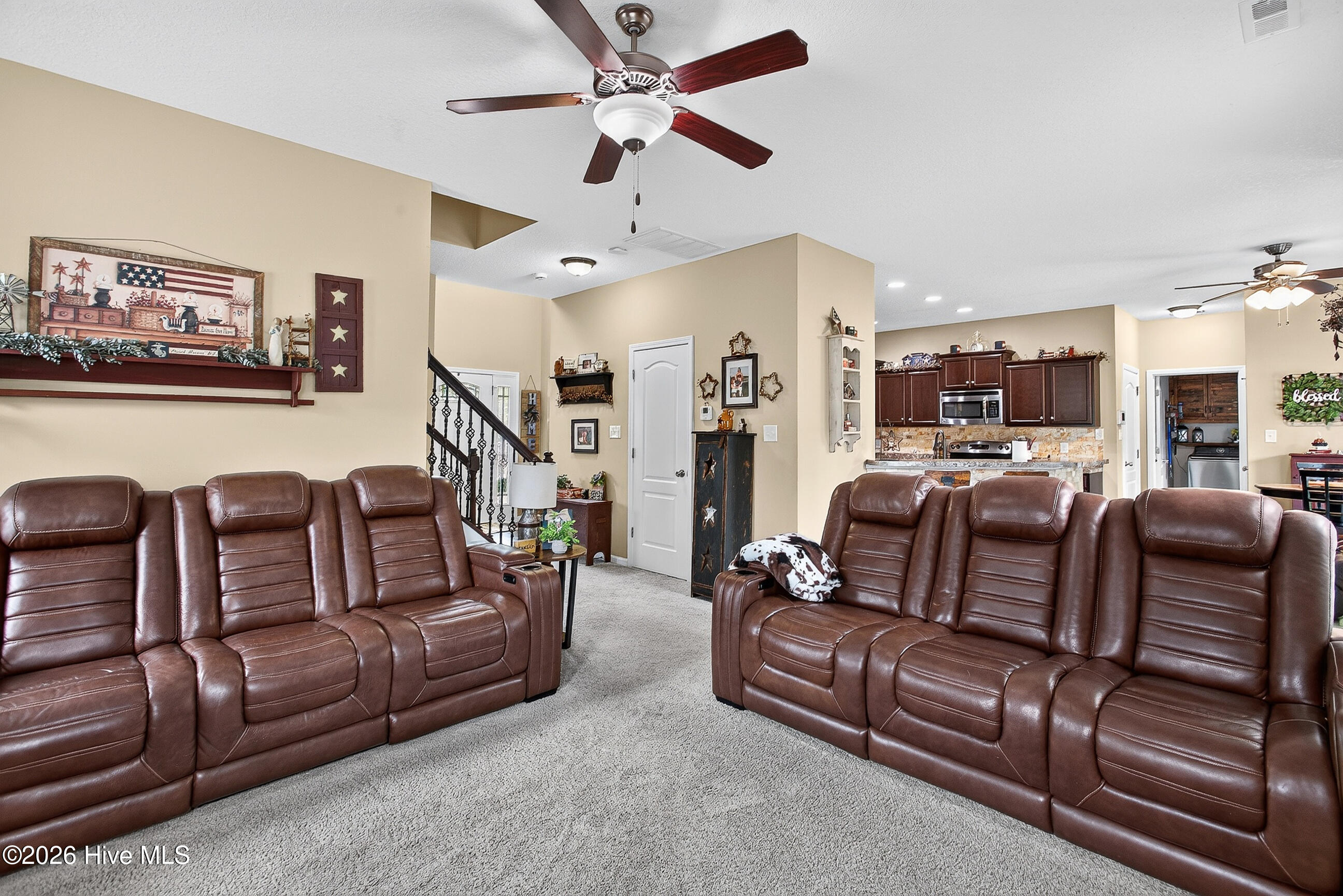 129 Prelude Drive Property Photo 6