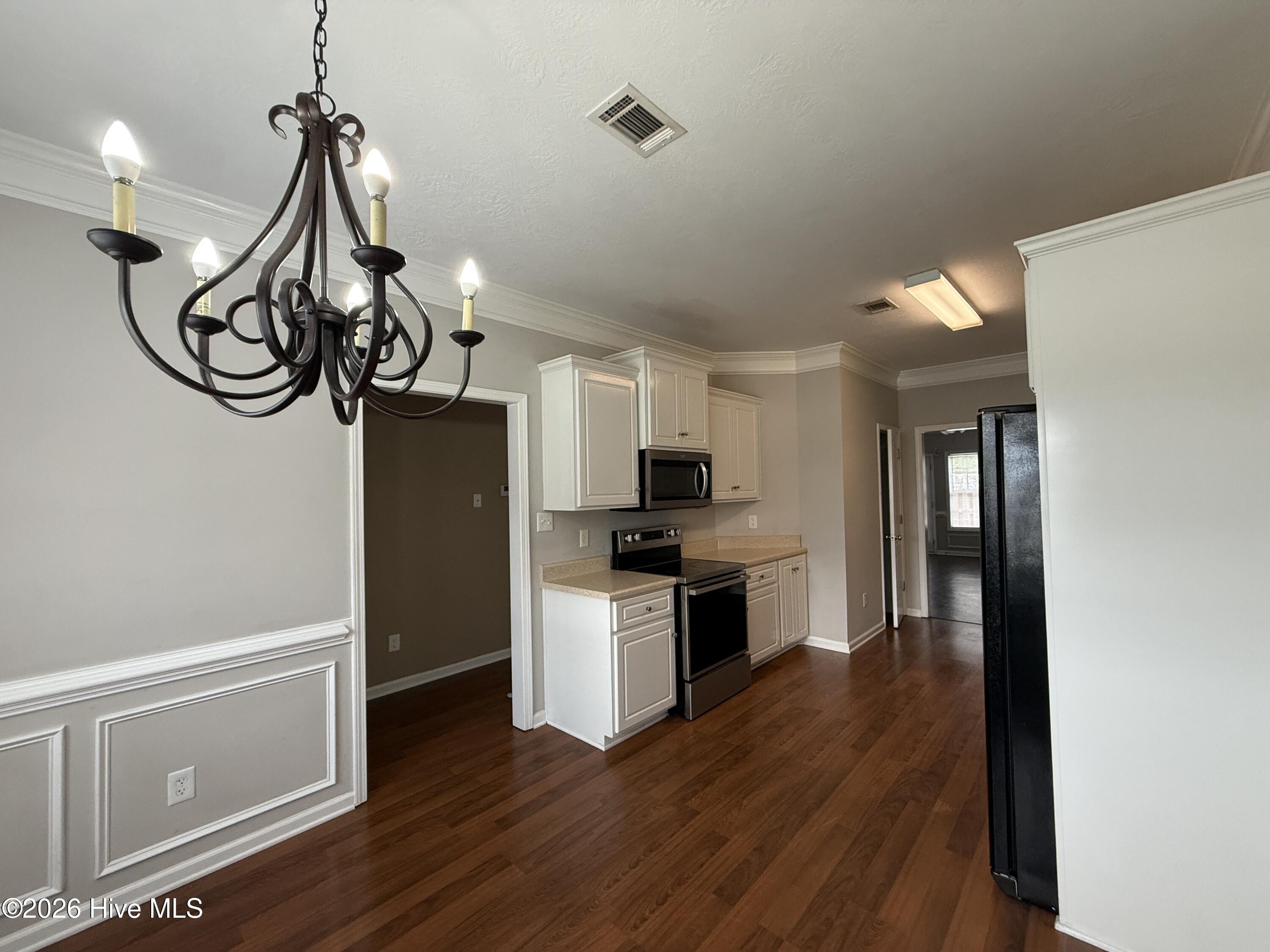 4324 E Barcelona Way Property Photo 7
