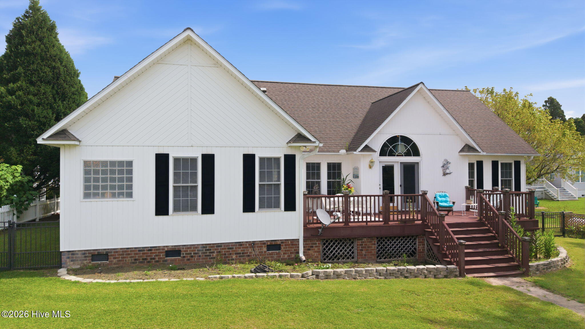 218 Heron Lane Property Photo 18
