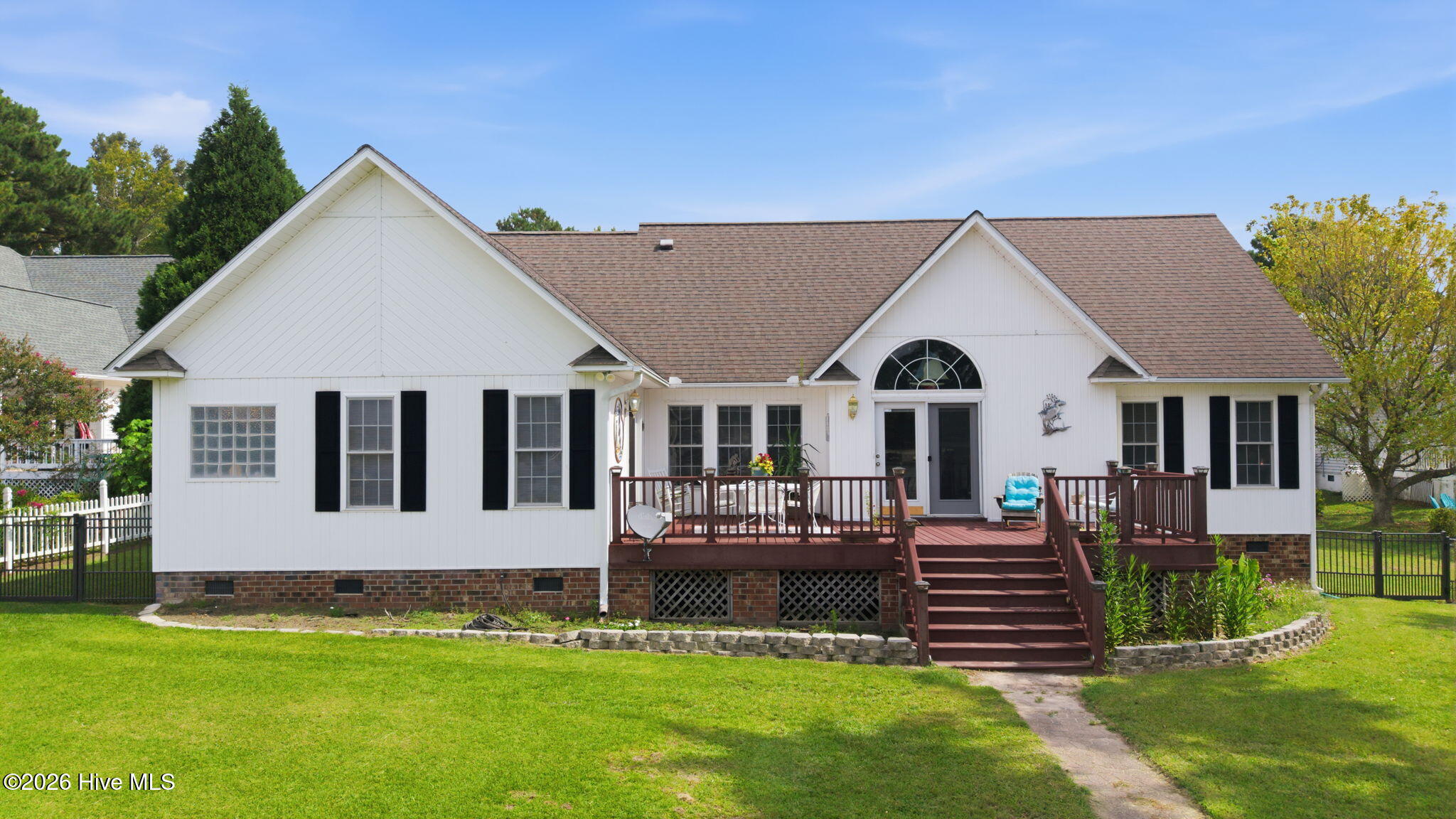 218 Heron Lane Property Photo 19