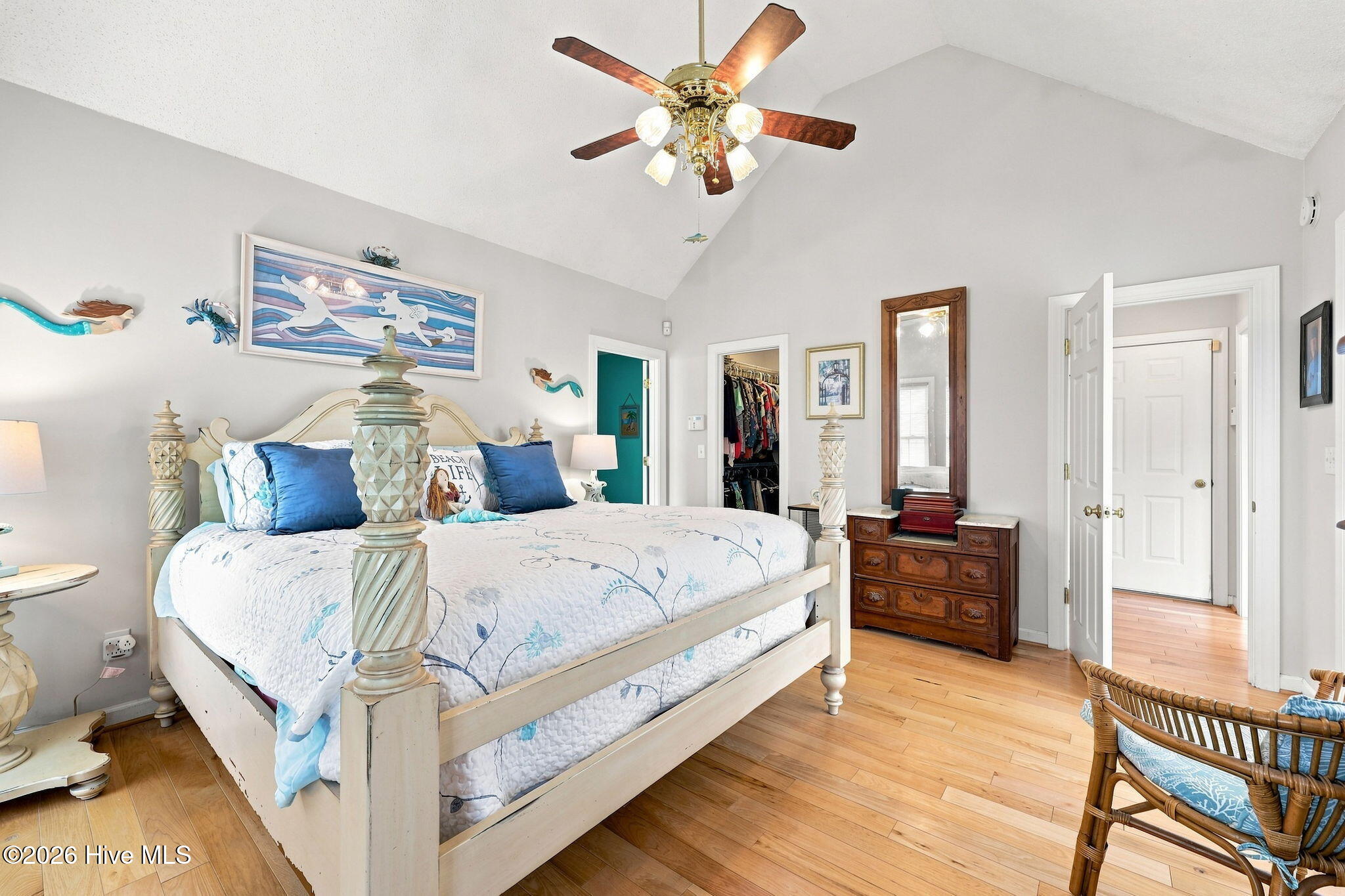 218 Heron Lane Property Photo 43