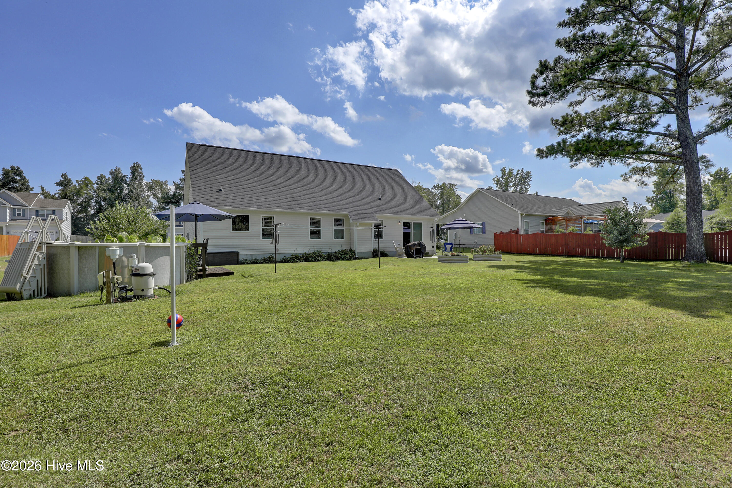 116 Bellchase Drive Property Photo 27