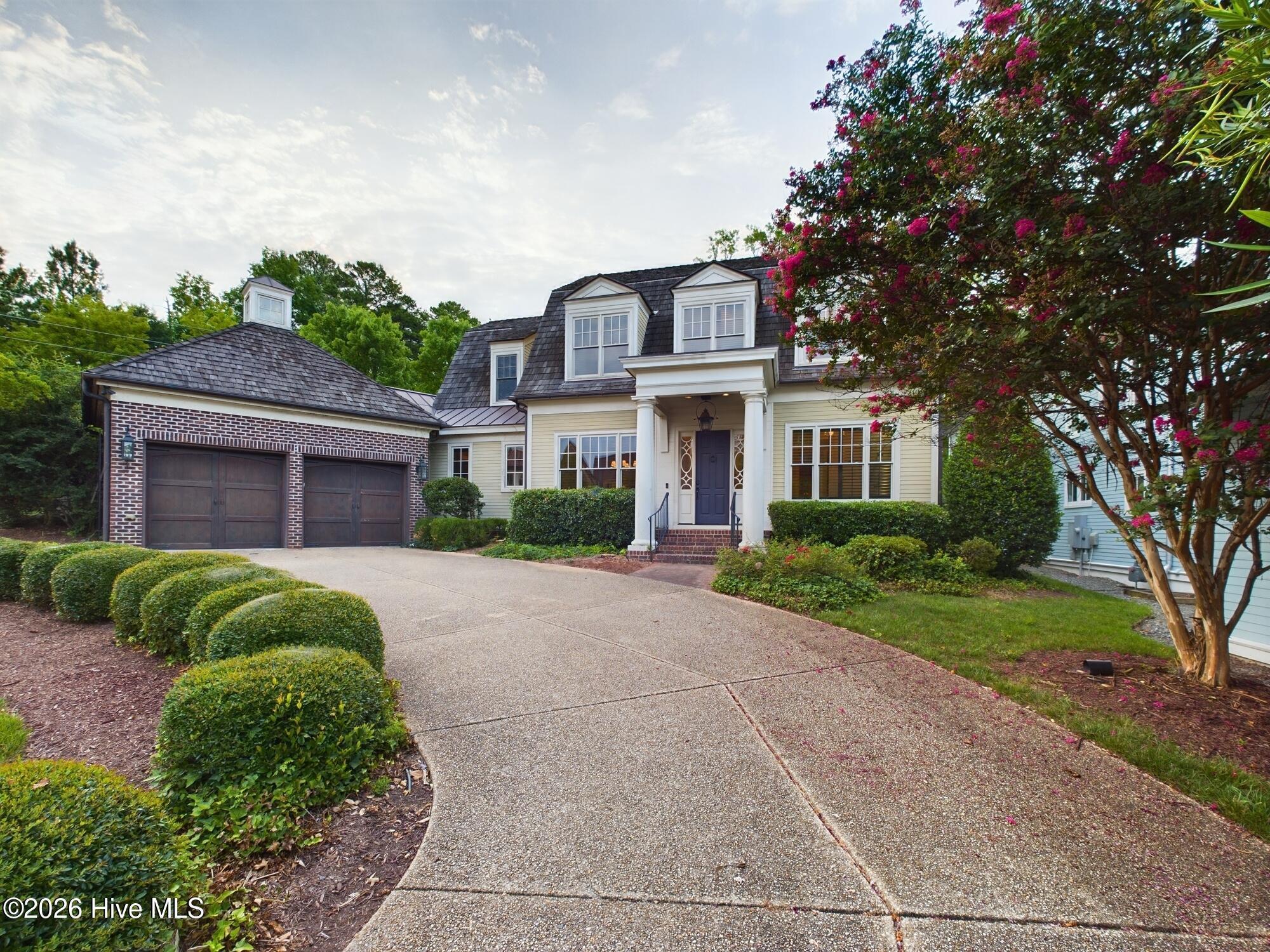 3724 Rolston Drive Property Photo 4