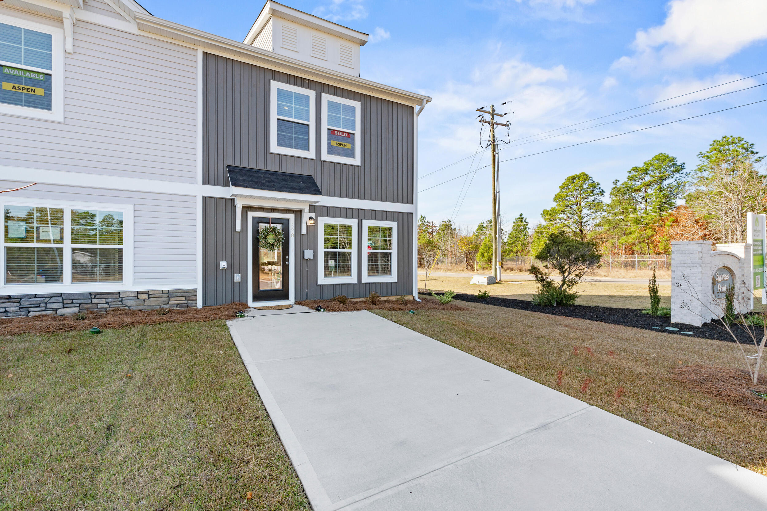 618 Slim Cypress Run Property Photo 2