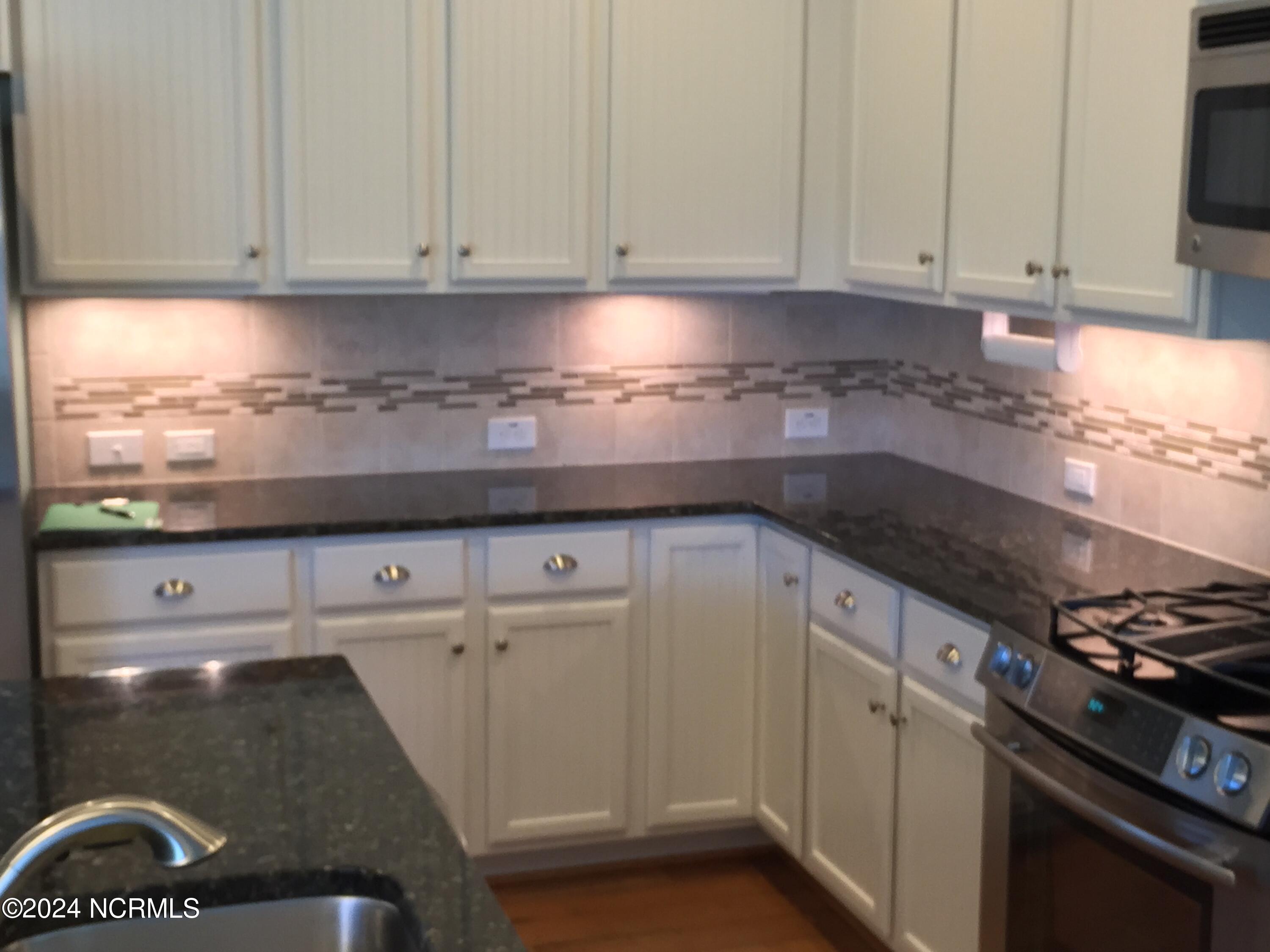 2570 Empie Drive Property Photo 10