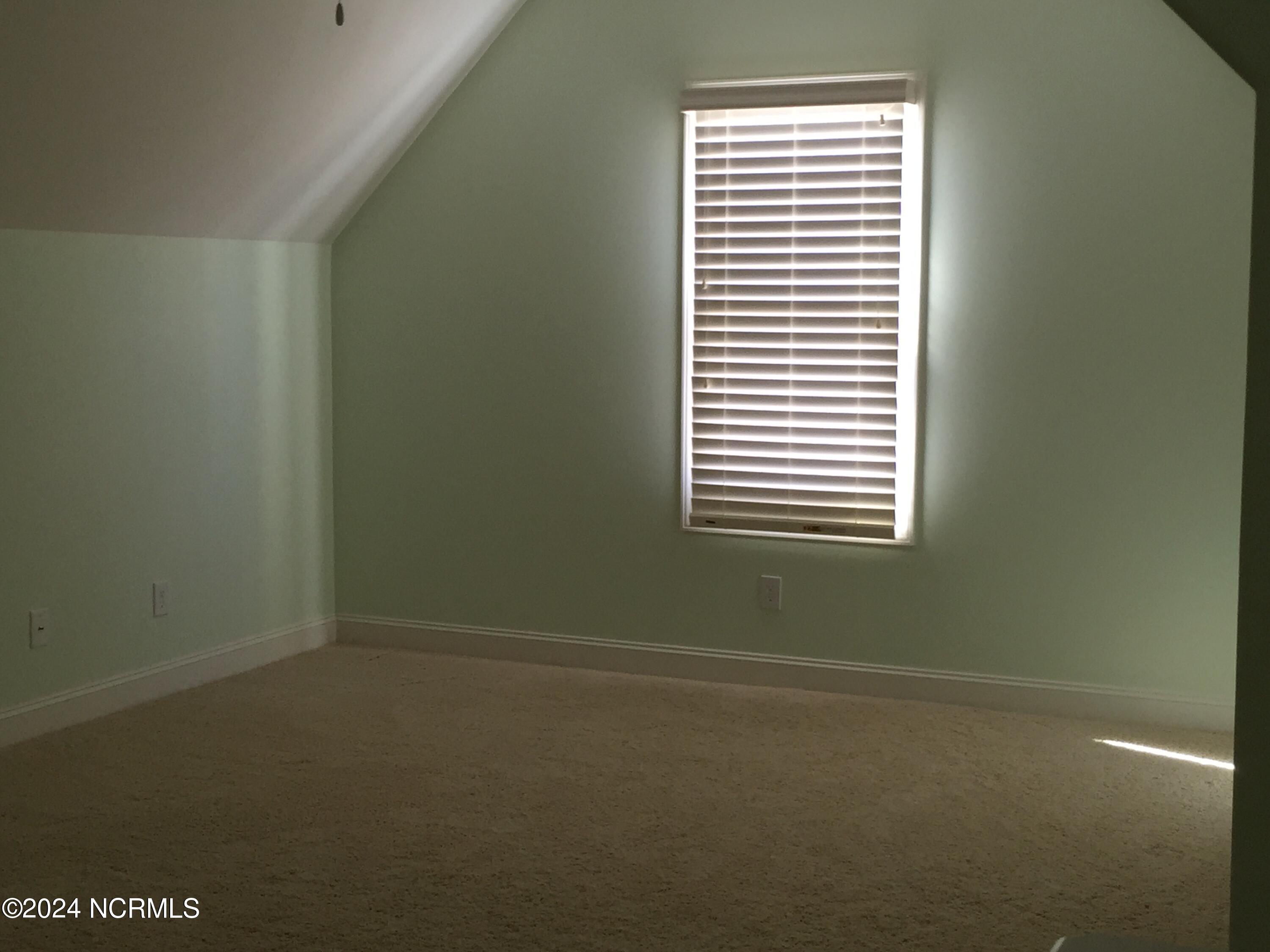 2570 Empie Drive Property Photo 11