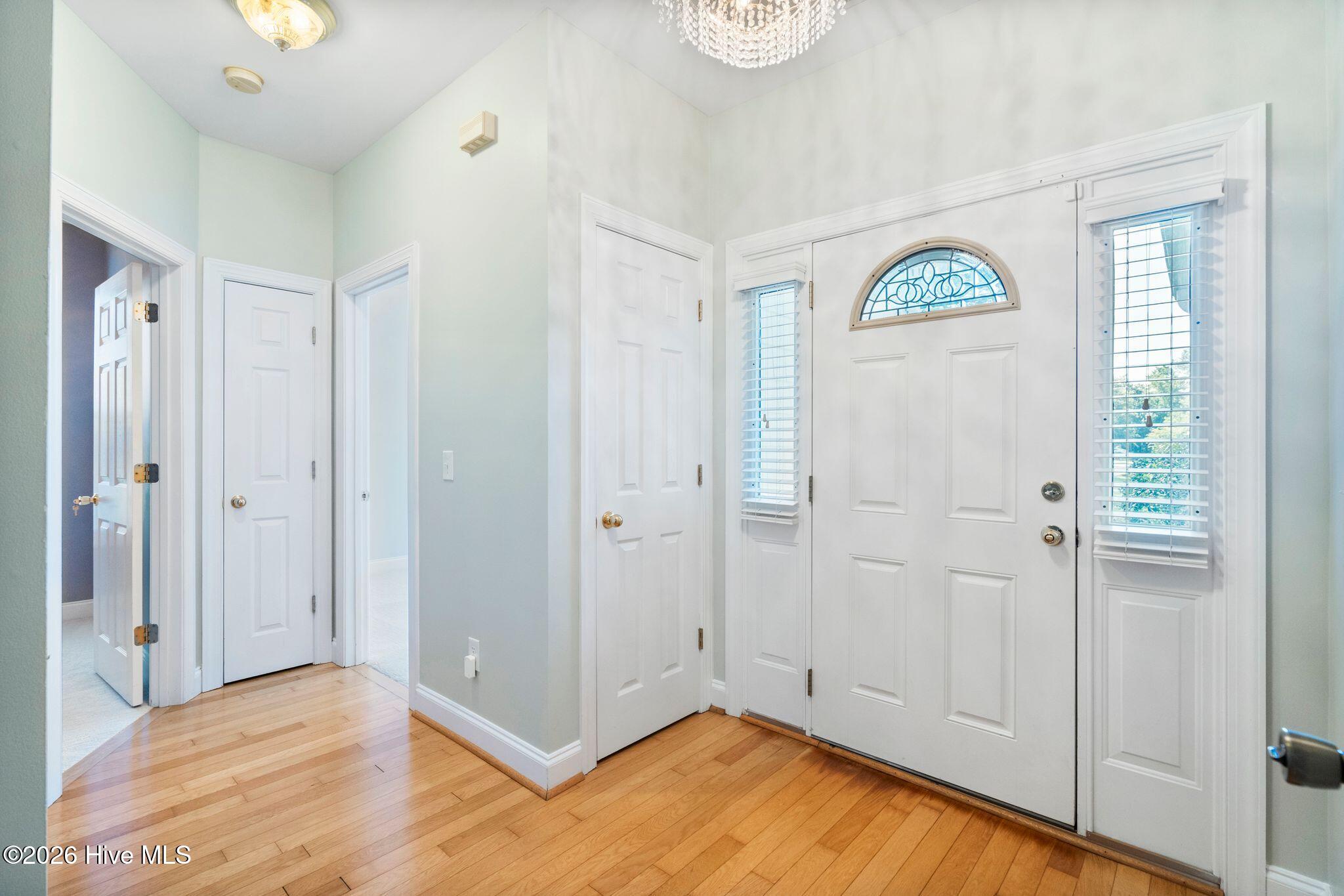 10192 N Olde Towne Wynd Se Property Photo 5