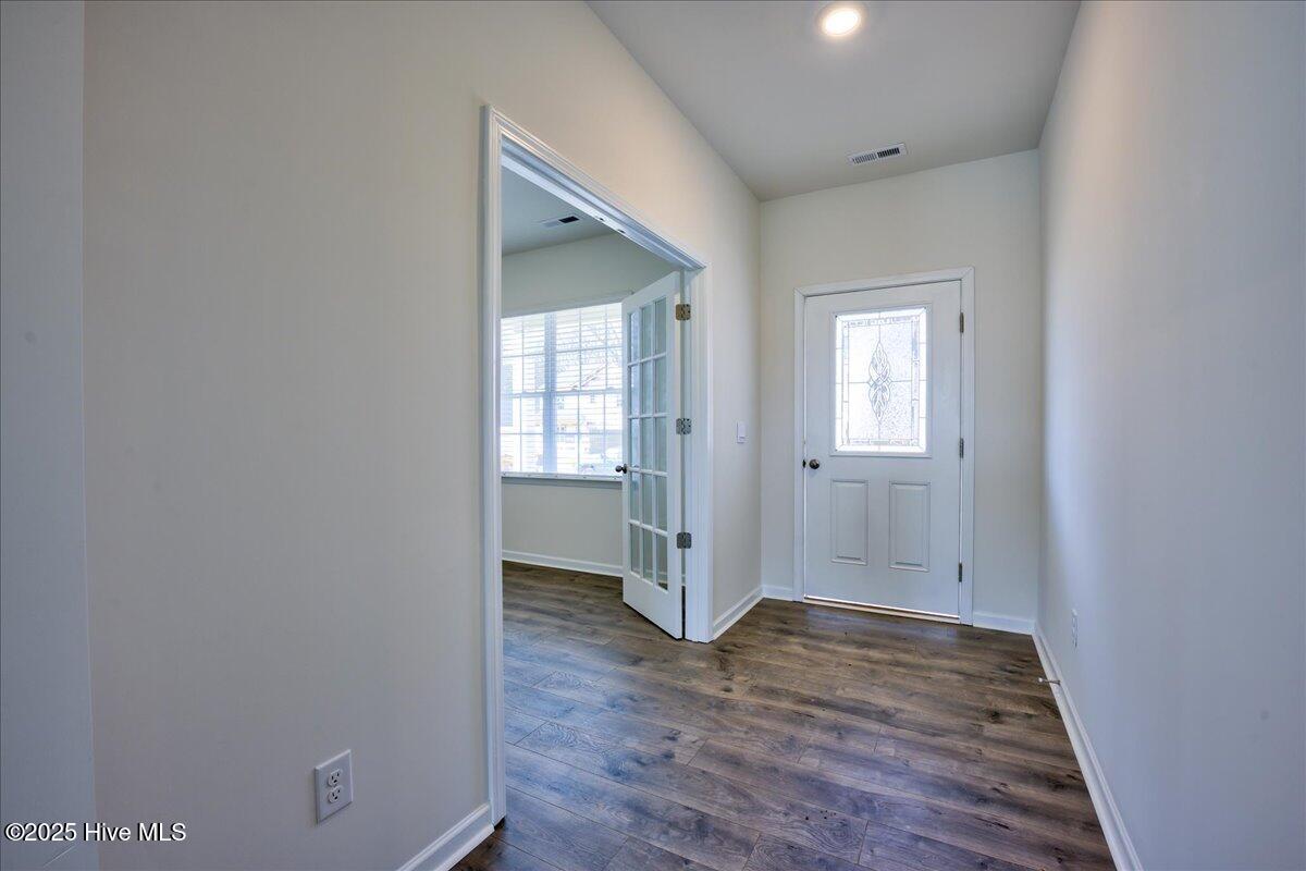 2604 Westwood Avenue W Property Photo 2