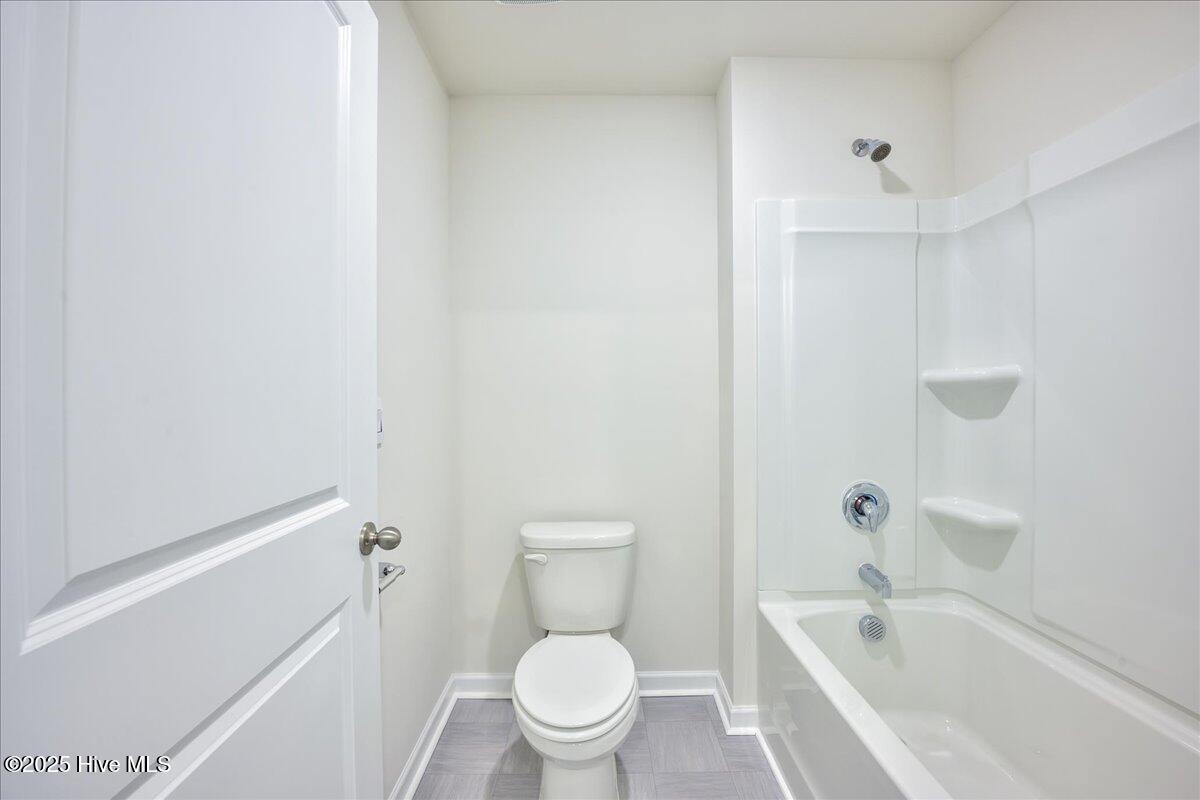 2604 Westwood Avenue W Property Photo 33