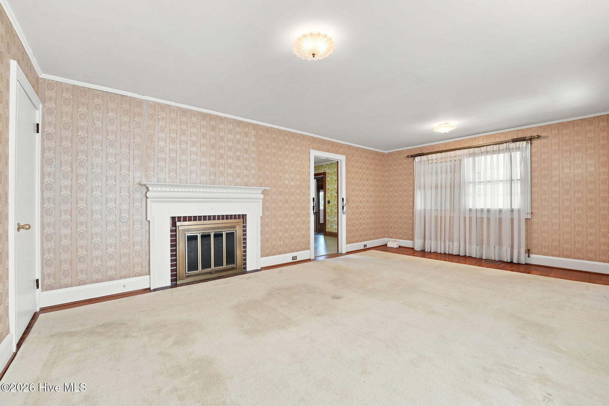 200 Madison Avenue Property Photo 8
