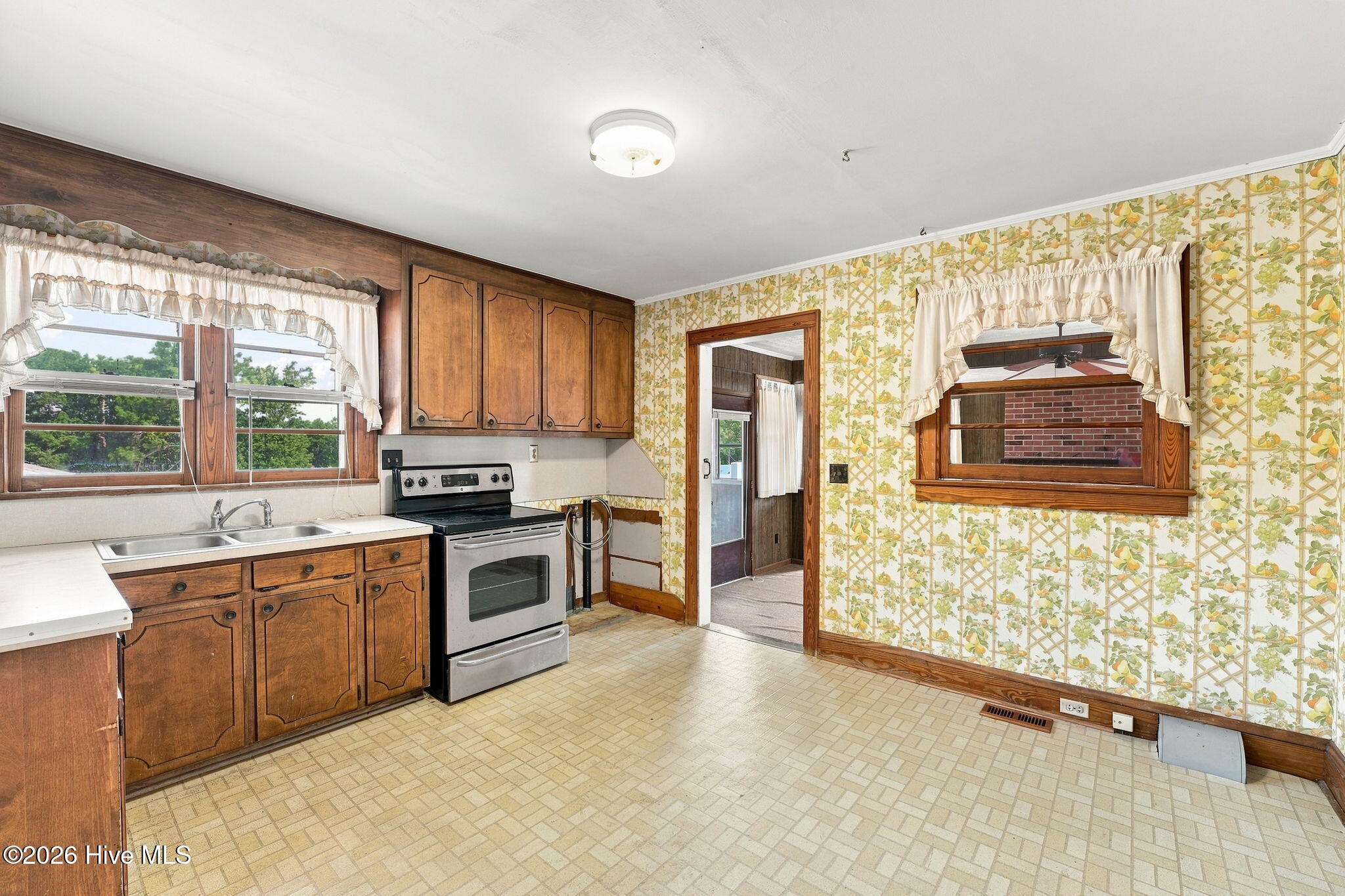 200 Madison Avenue Property Photo 13