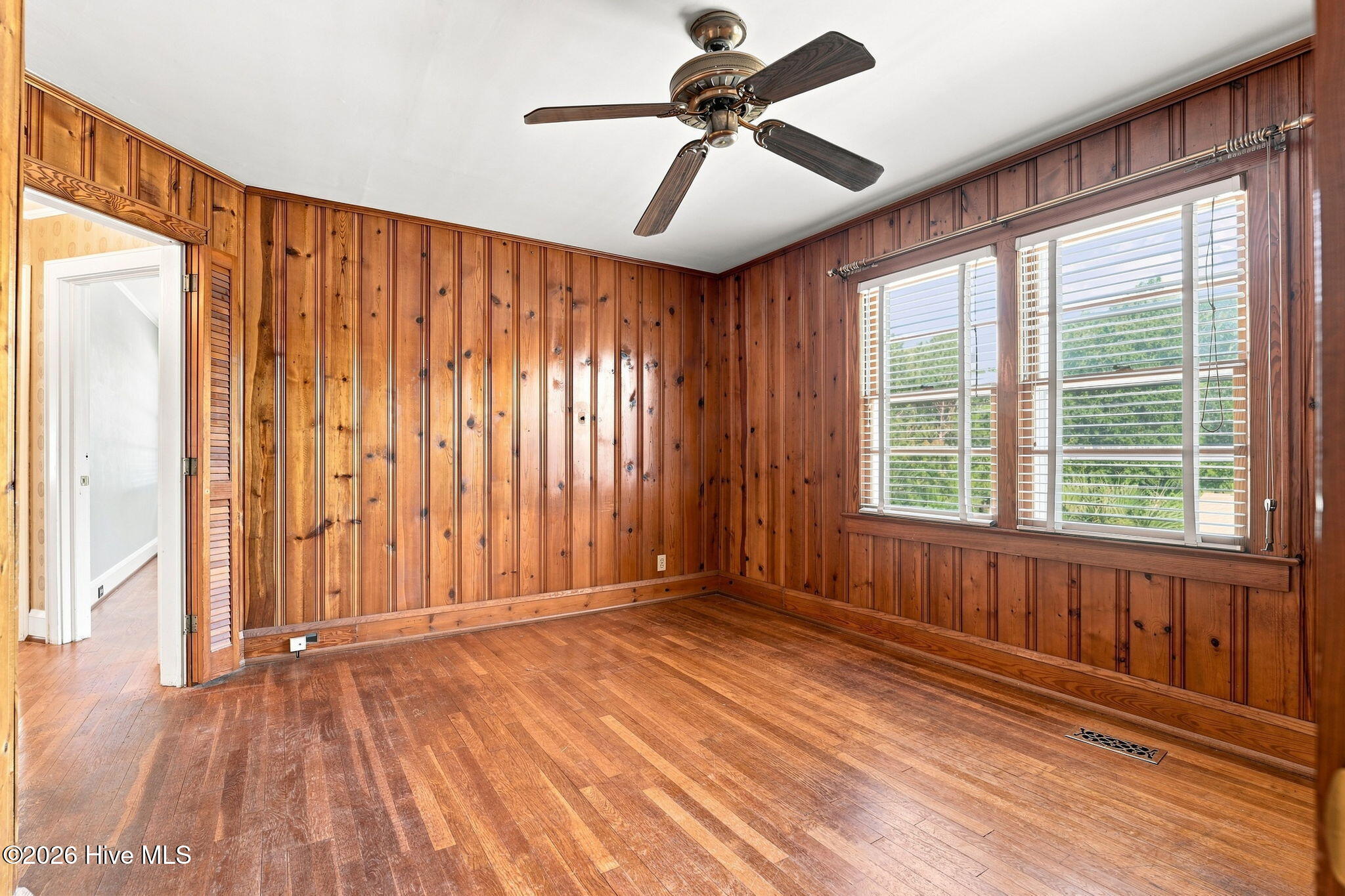200 Madison Avenue Property Photo 16