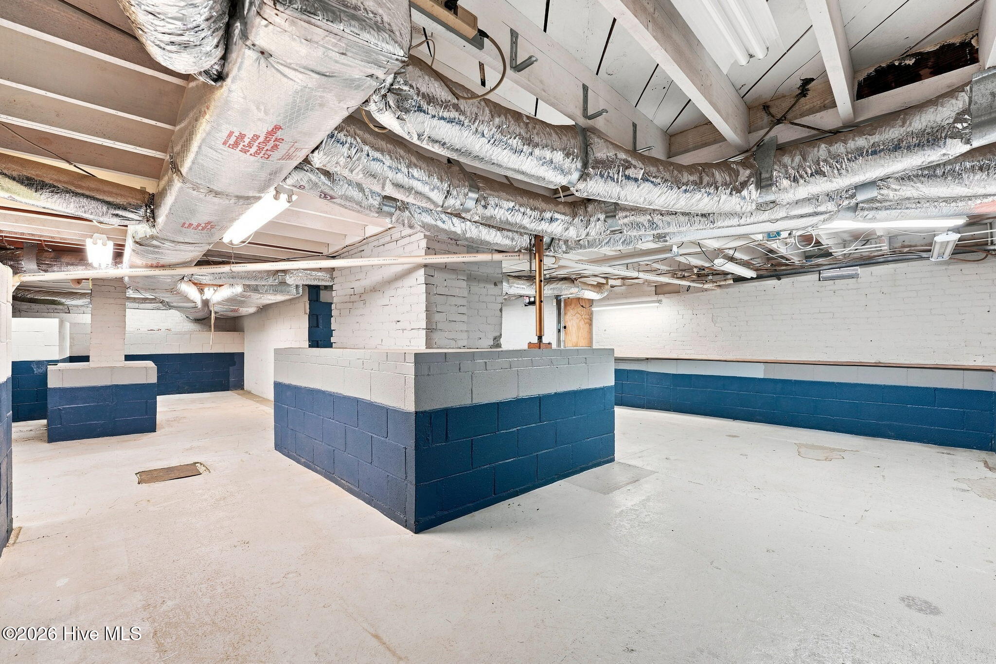 200 Madison Avenue Property Photo 30