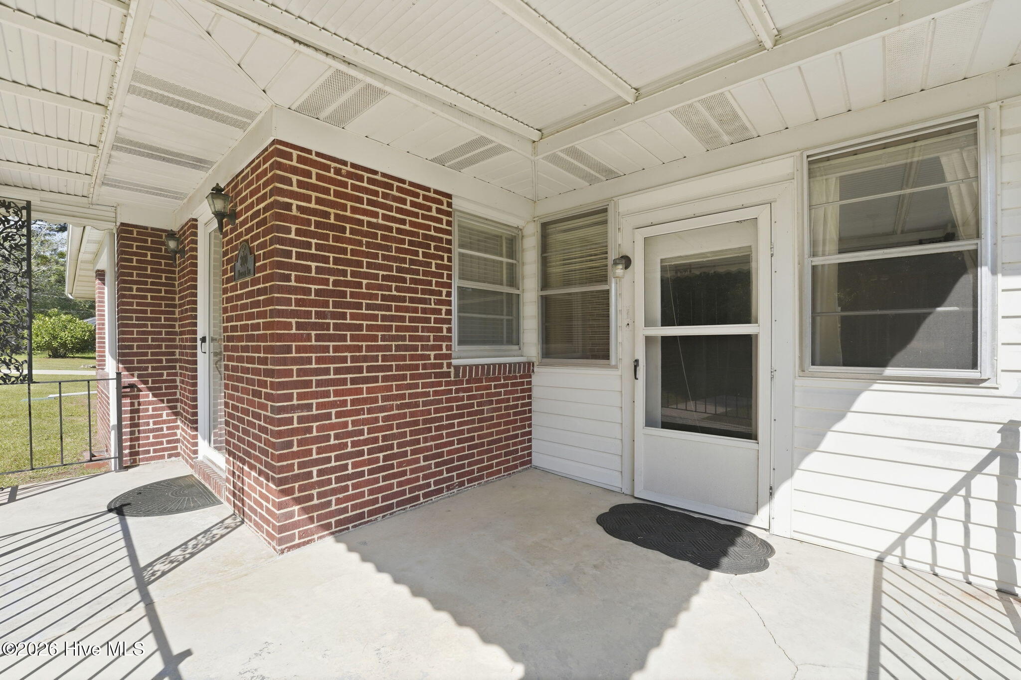 200 Madison Avenue Property Photo 33