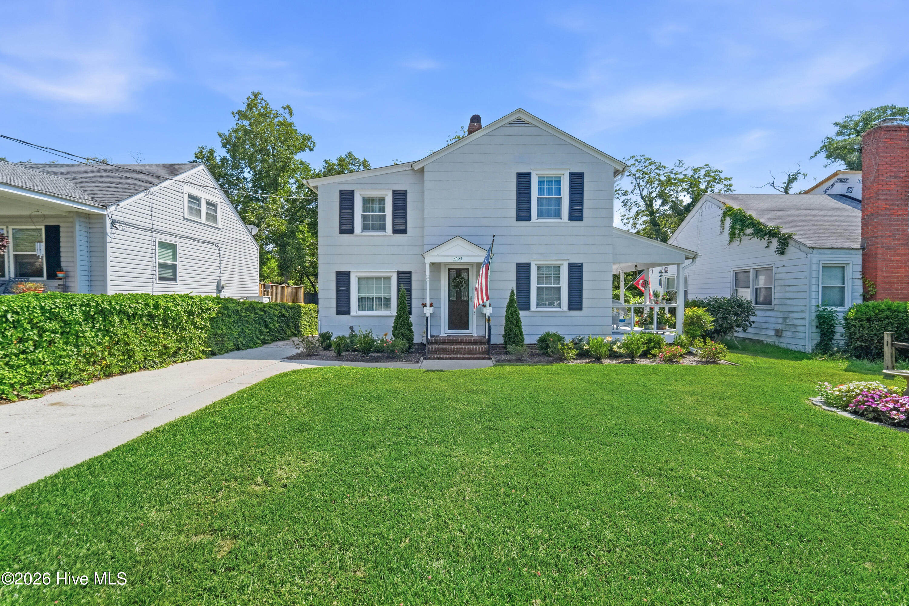 2029 Van Buren Street Property Photo 4