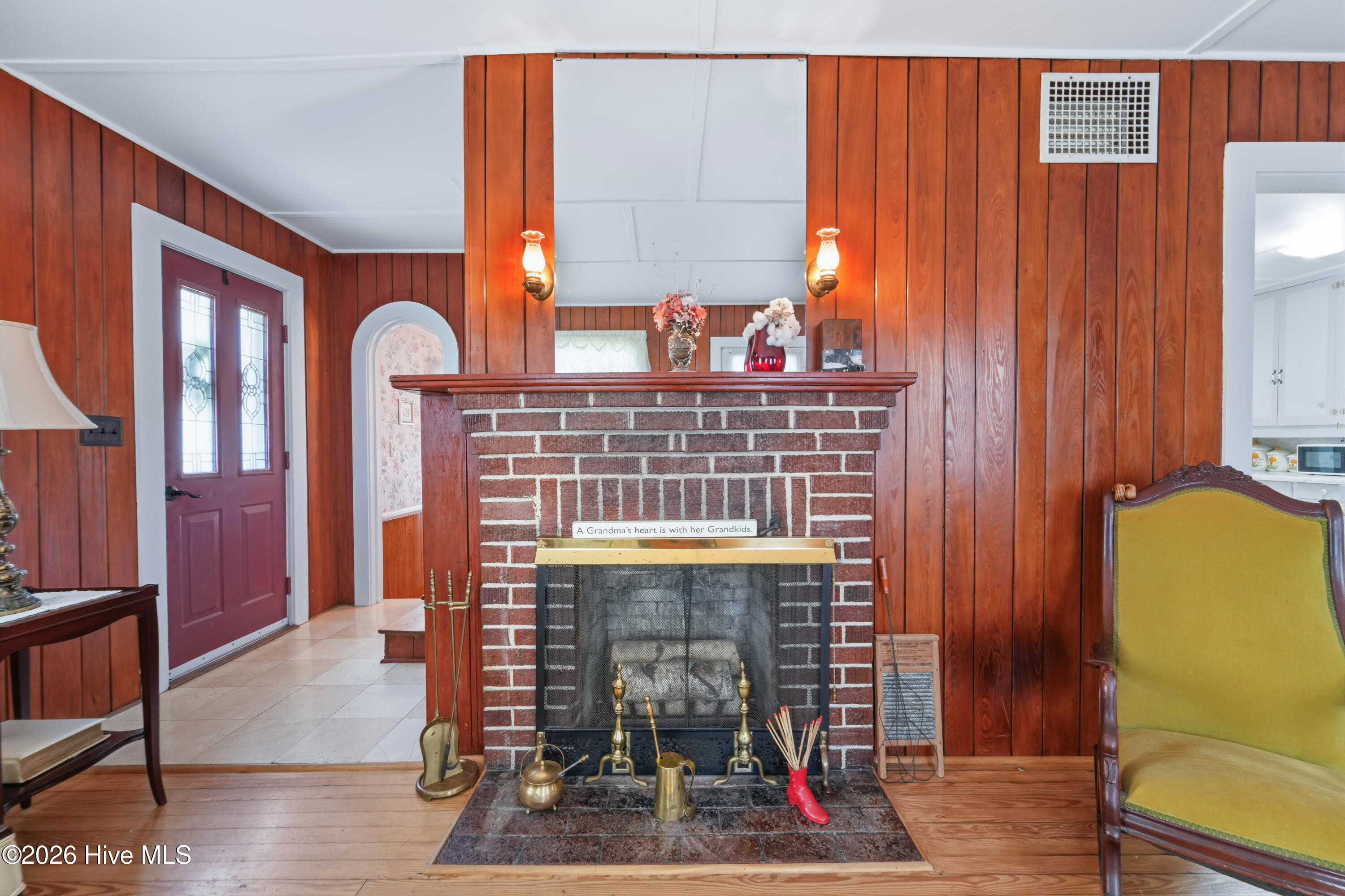 2029 Van Buren Street Property Photo 14