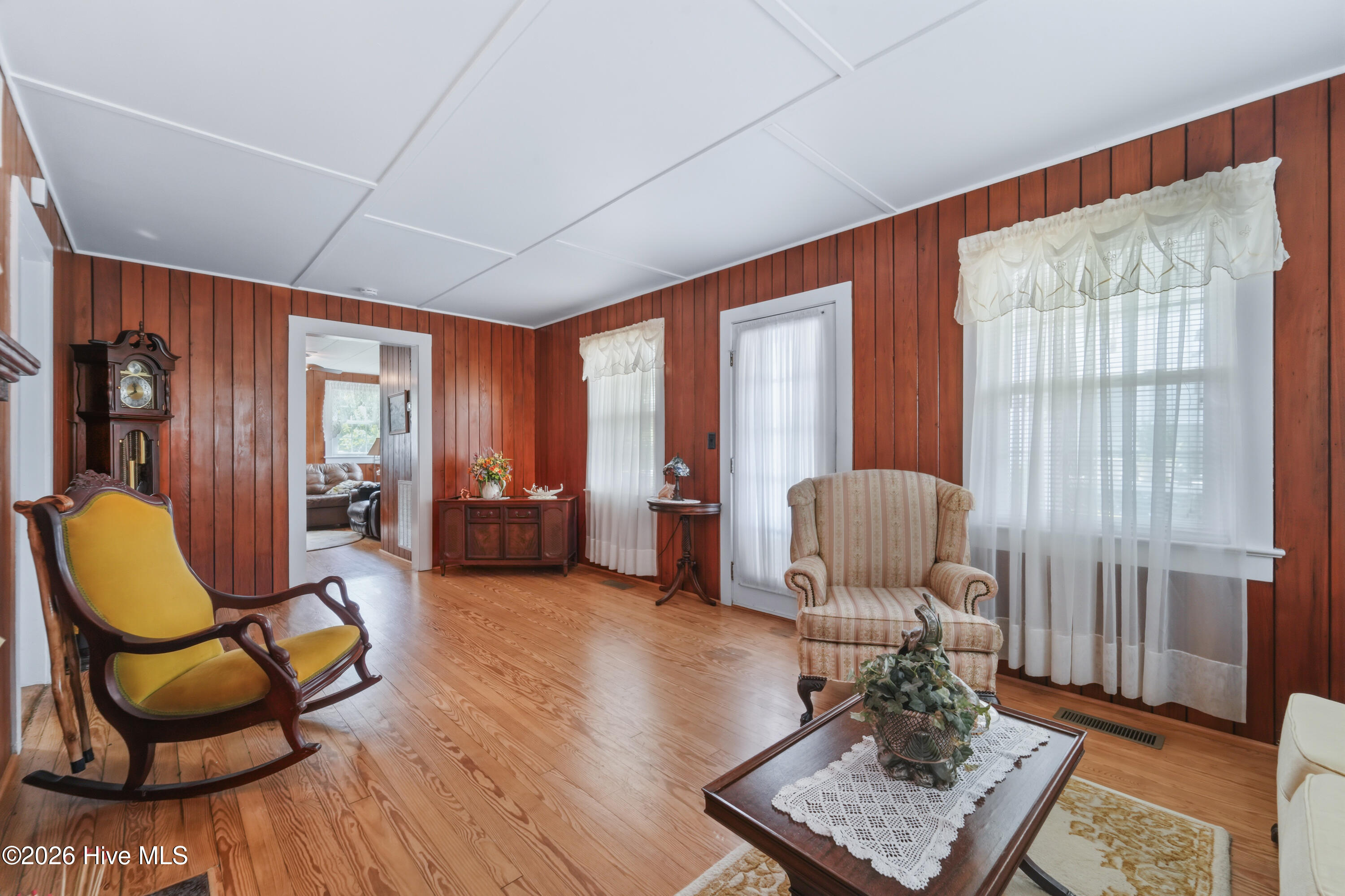 2029 Van Buren Street Property Photo 16