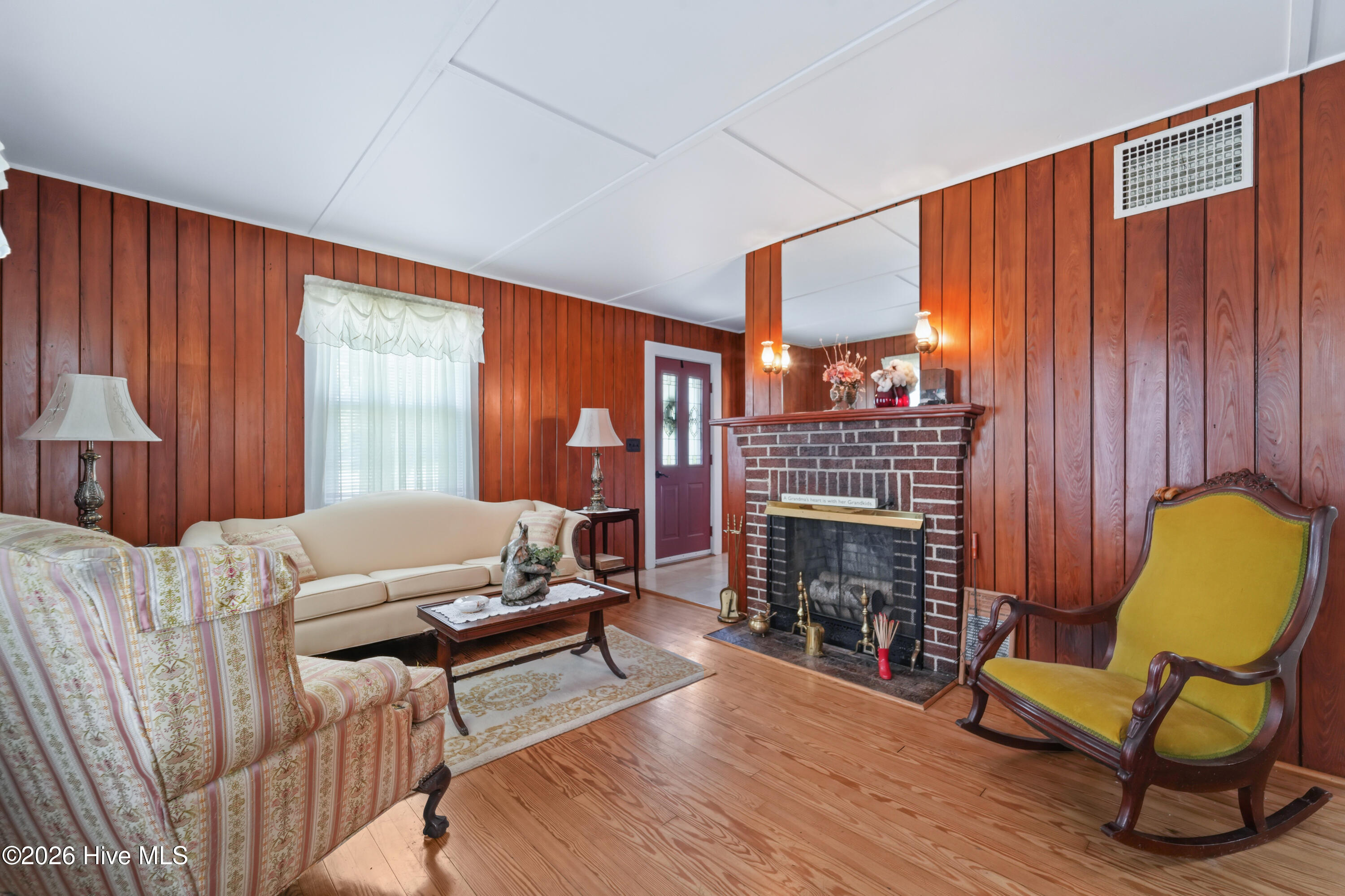 2029 Van Buren Street Property Photo 17