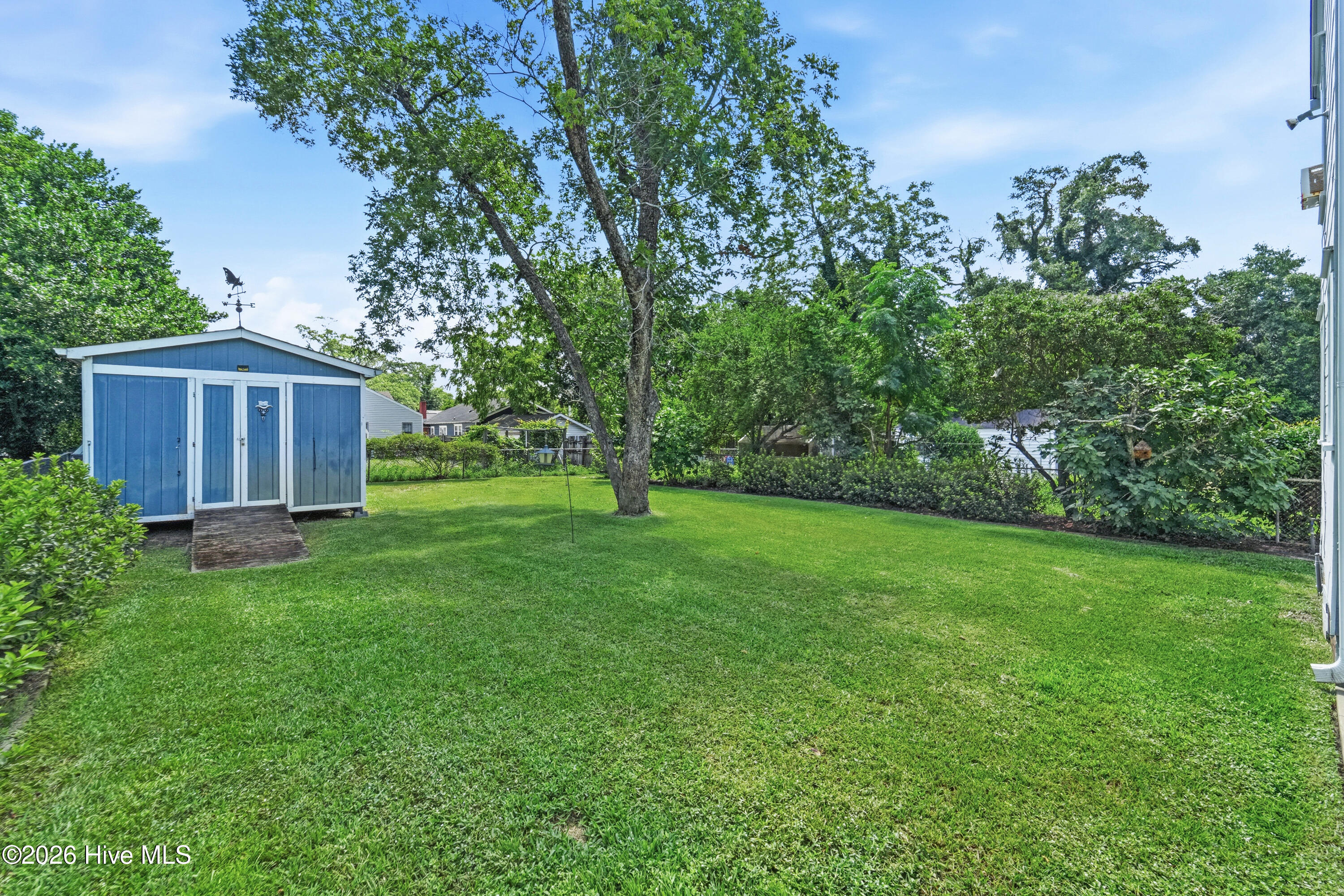 2029 Van Buren Street Property Photo 54