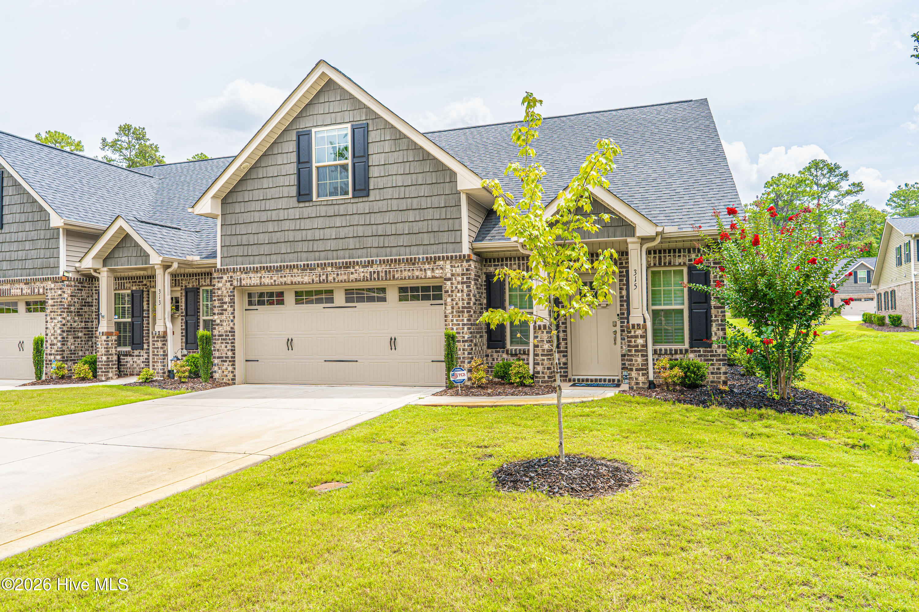 315 Mashie Court Property Photo 4