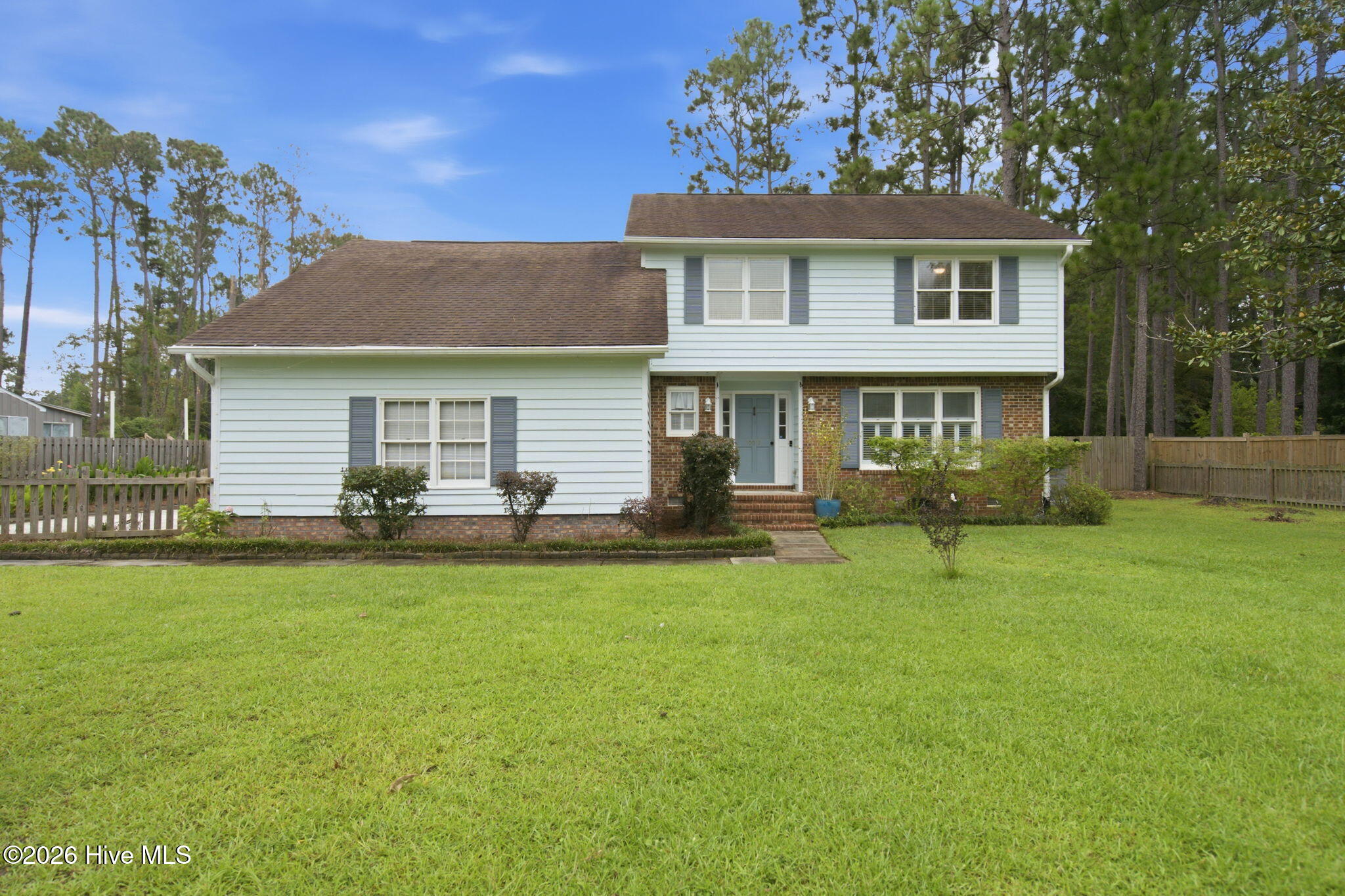 10017 N Olde Towne Wynd Se Property Photo 3