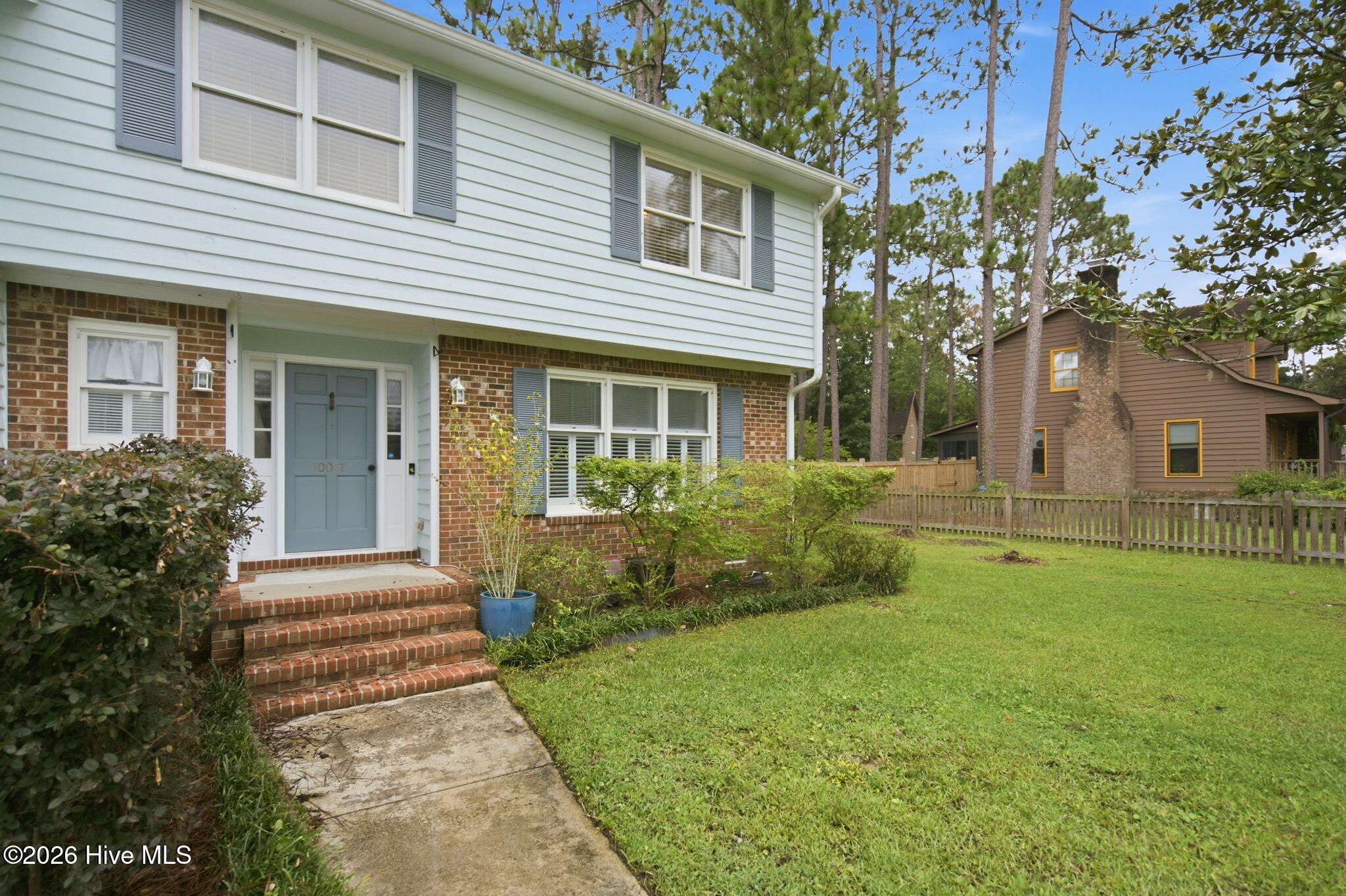 10017 N Olde Towne Wynd Se Property Photo 6