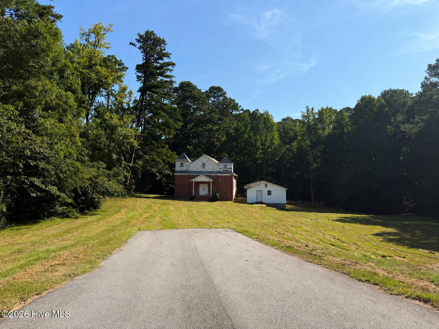5006 Washington Road Ne Property Photo 1