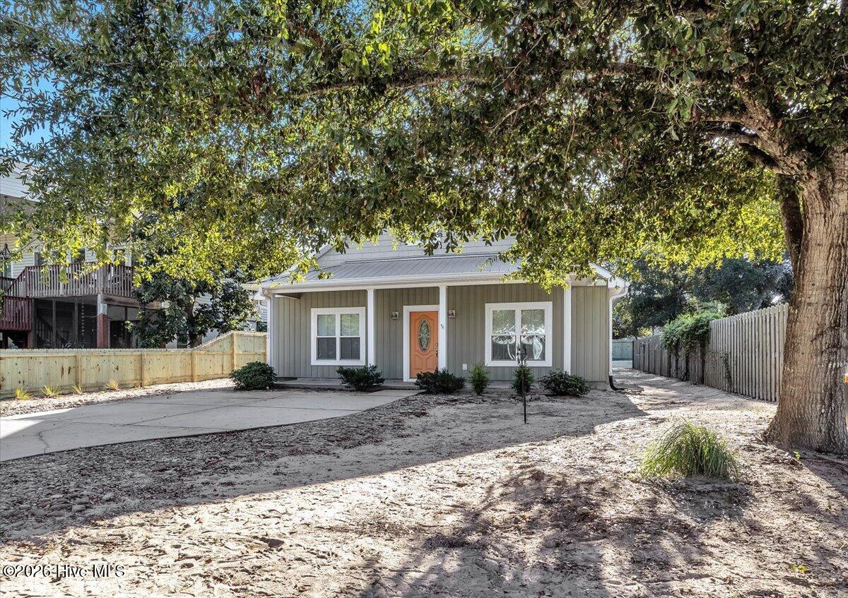 102 Nw 4th Street Property Photo 4