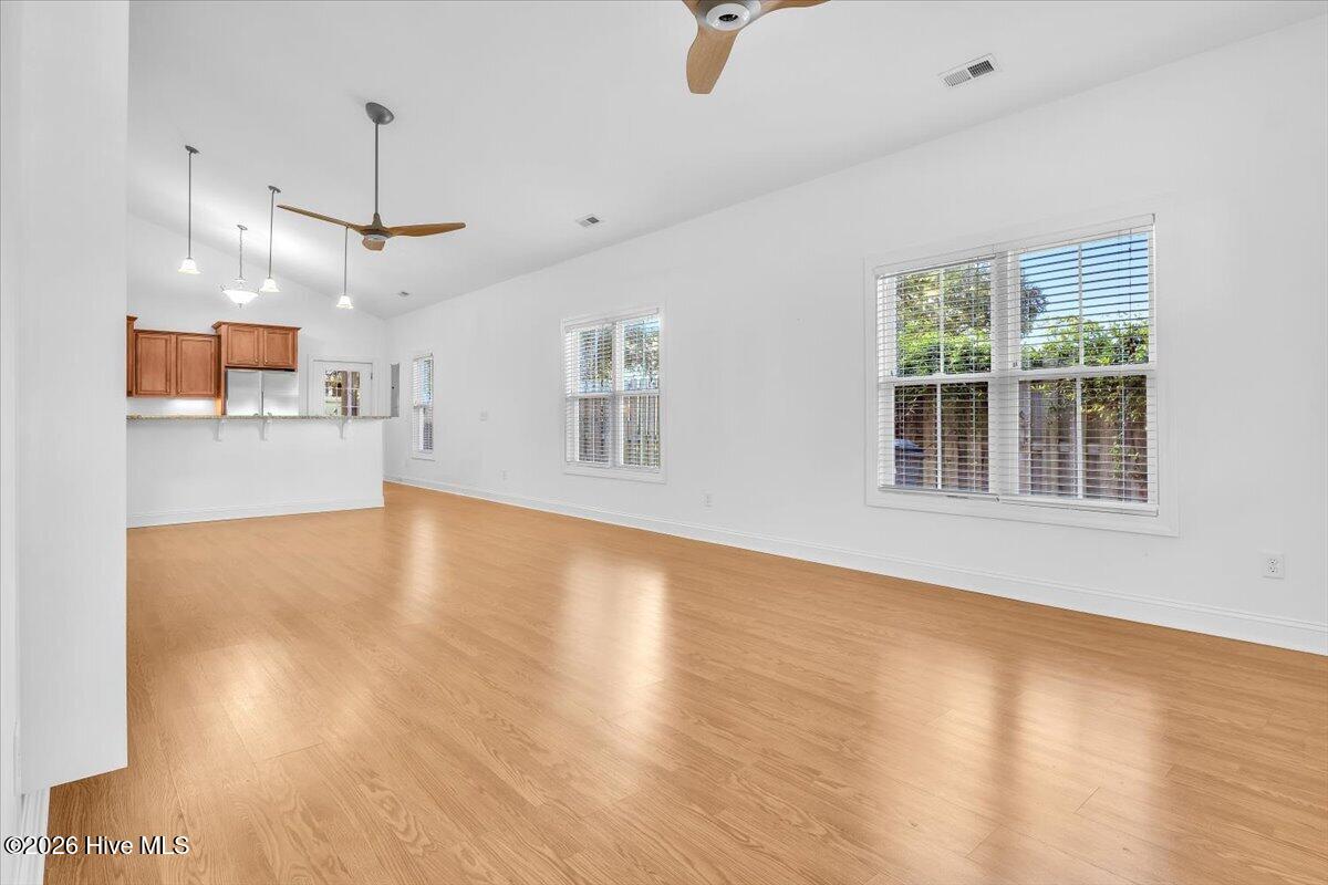 102 Nw 4th Street Property Photo 5