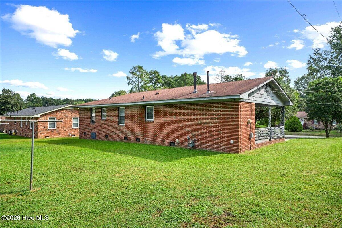 5722 Valley Dale Road Property Photo 4