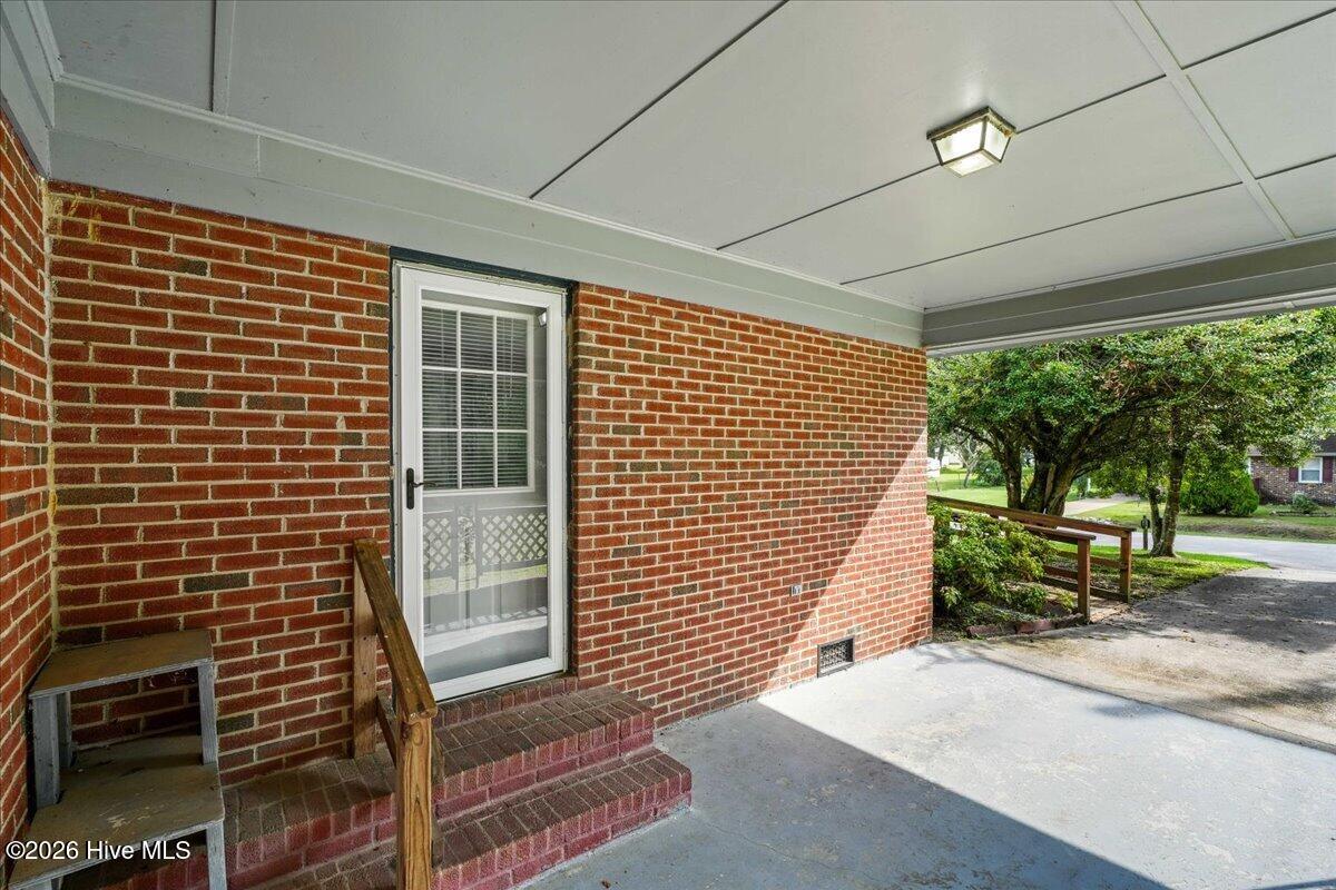 5722 Valley Dale Road Property Photo 25