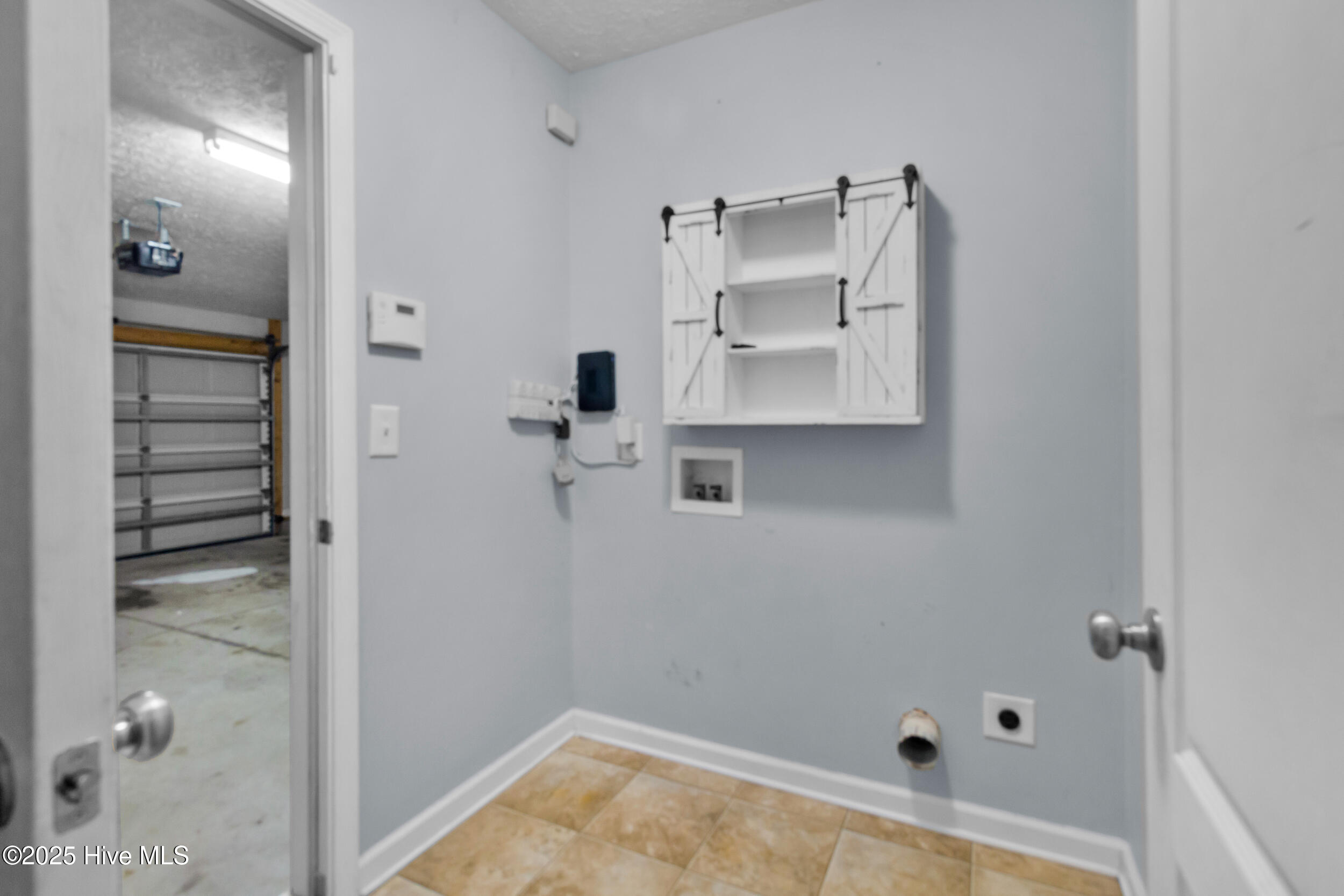 2804 Walter Drive Property Photo 3