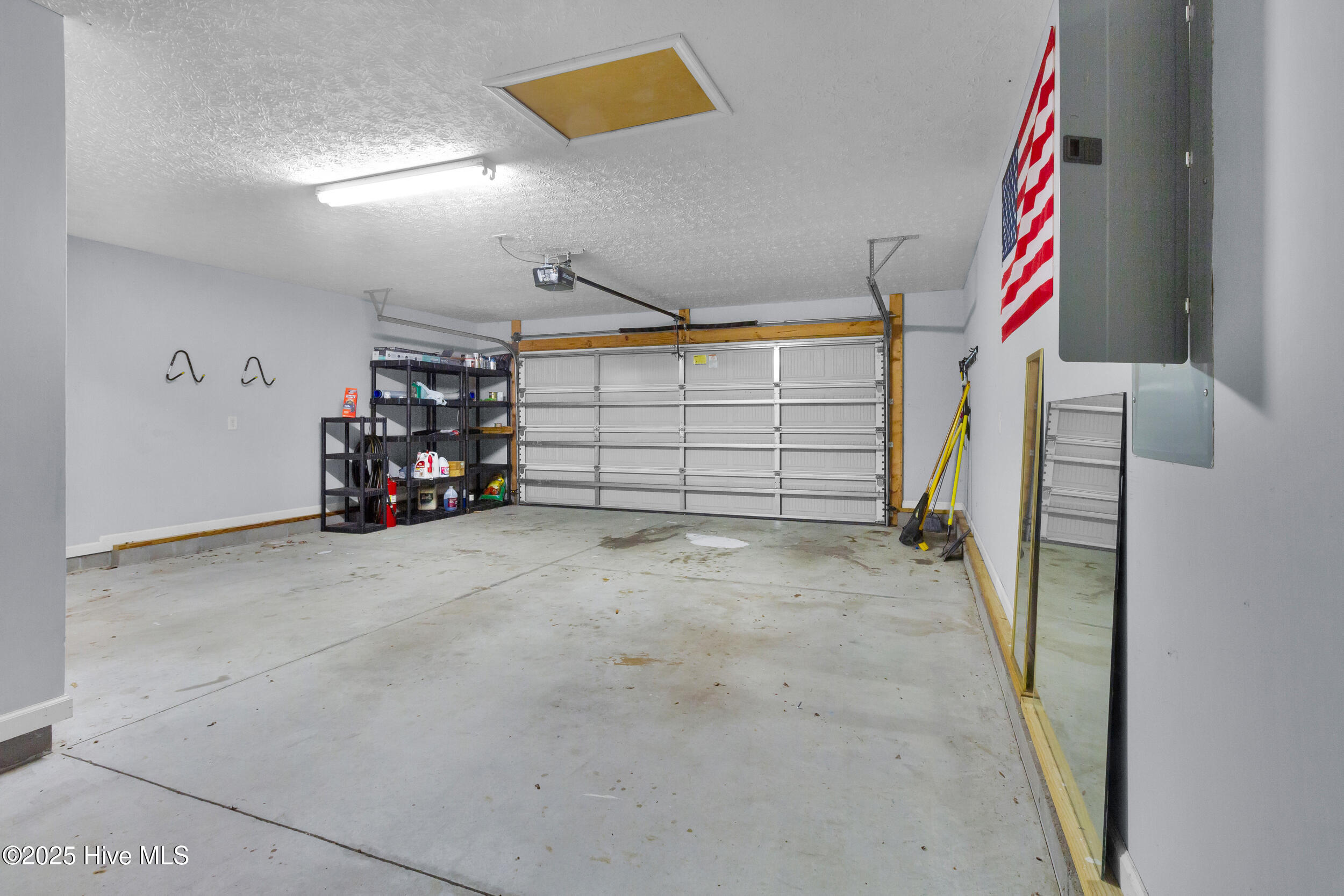 2804 Walter Drive Property Photo 4