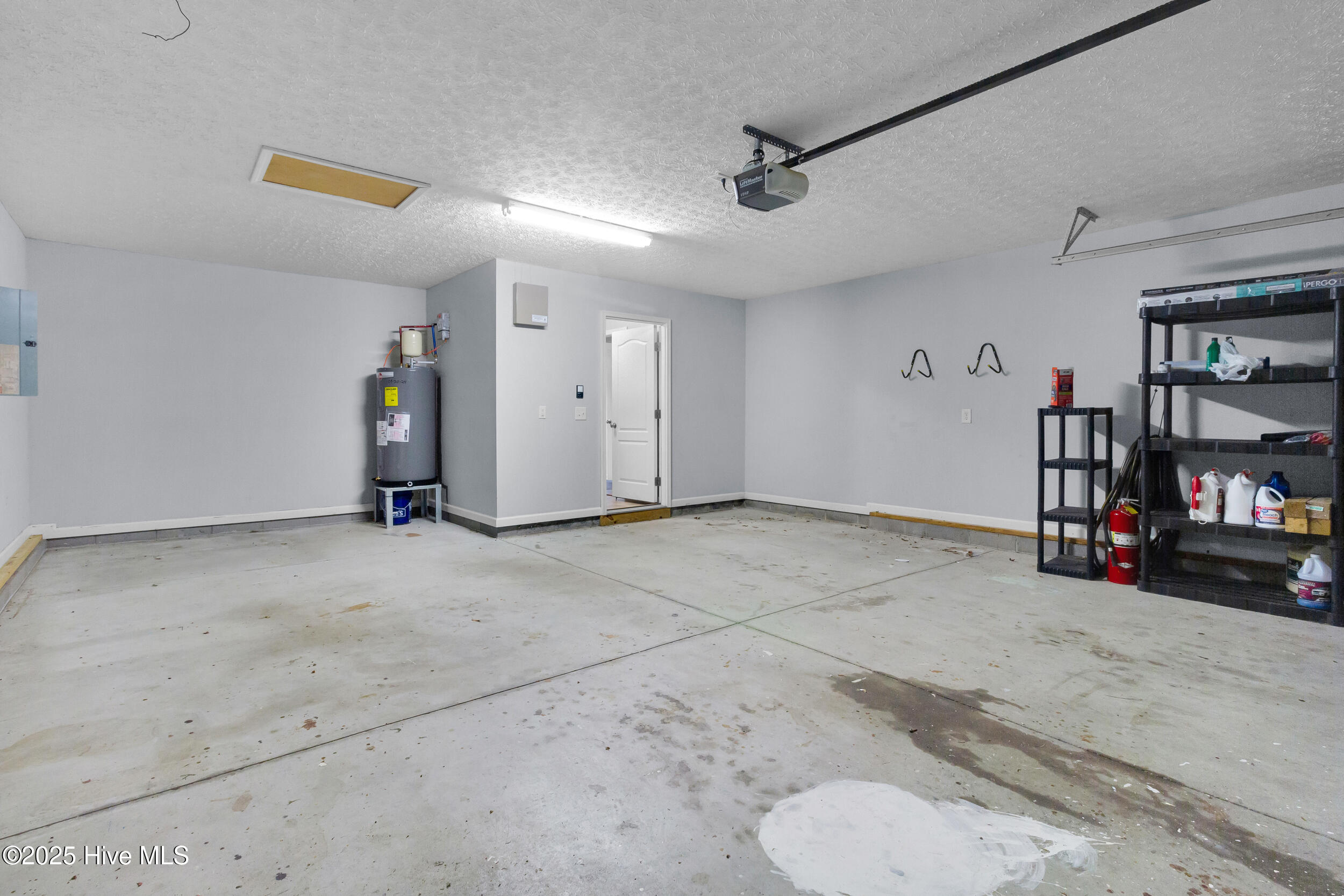 2804 Walter Drive Property Photo 5