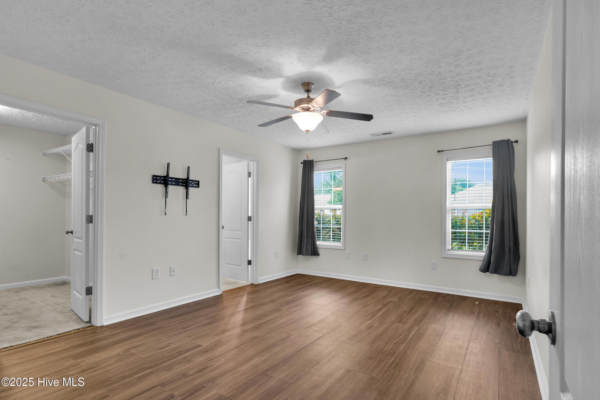 2804 Walter Drive Property Photo 6