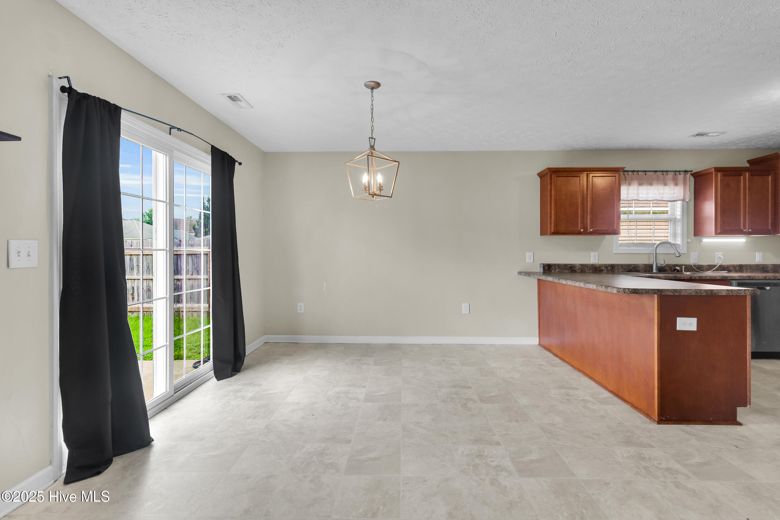 2804 Walter Drive Property Photo 18