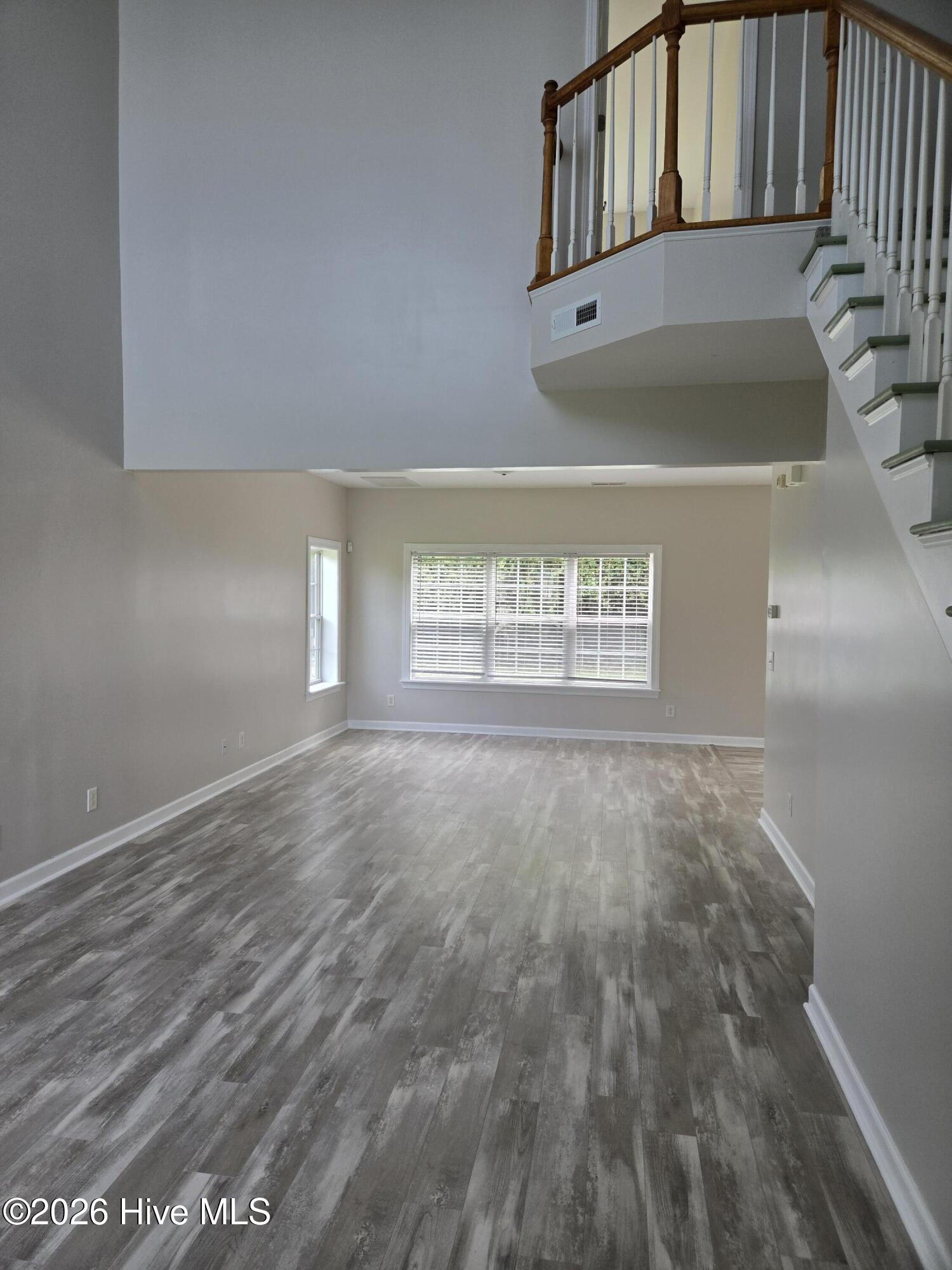 511 Sunset Strip Property Photo 4