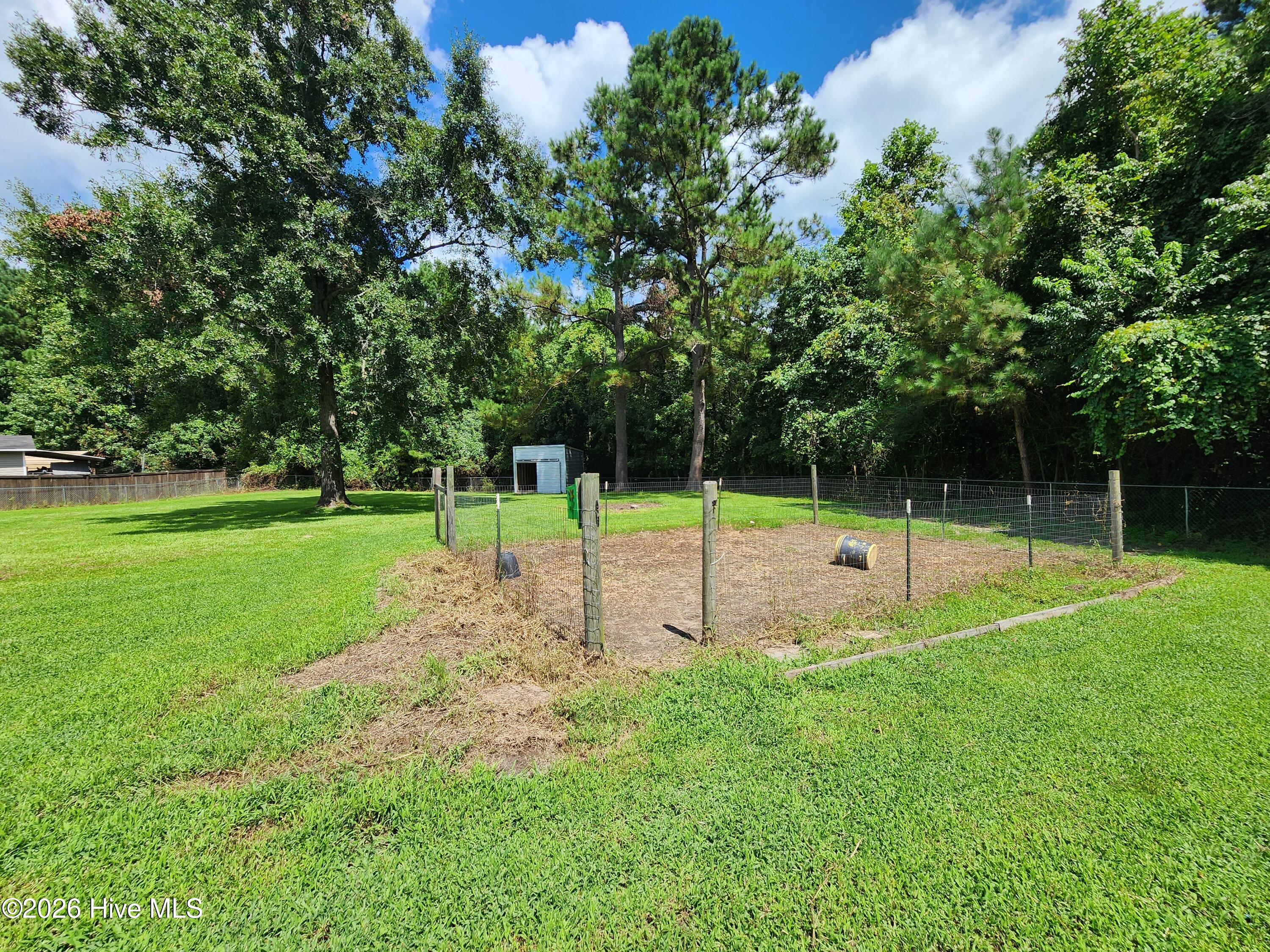 511 Sunset Strip Property Photo 31