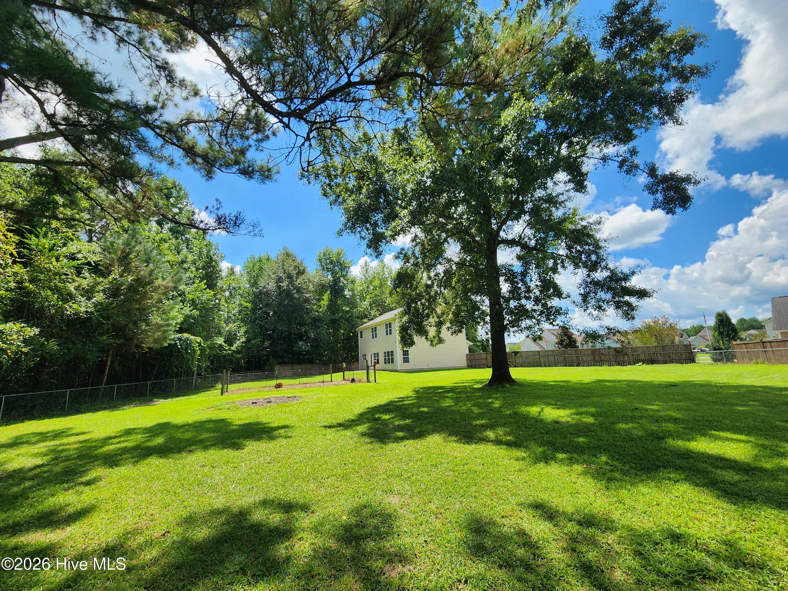 511 Sunset Strip Property Photo 33