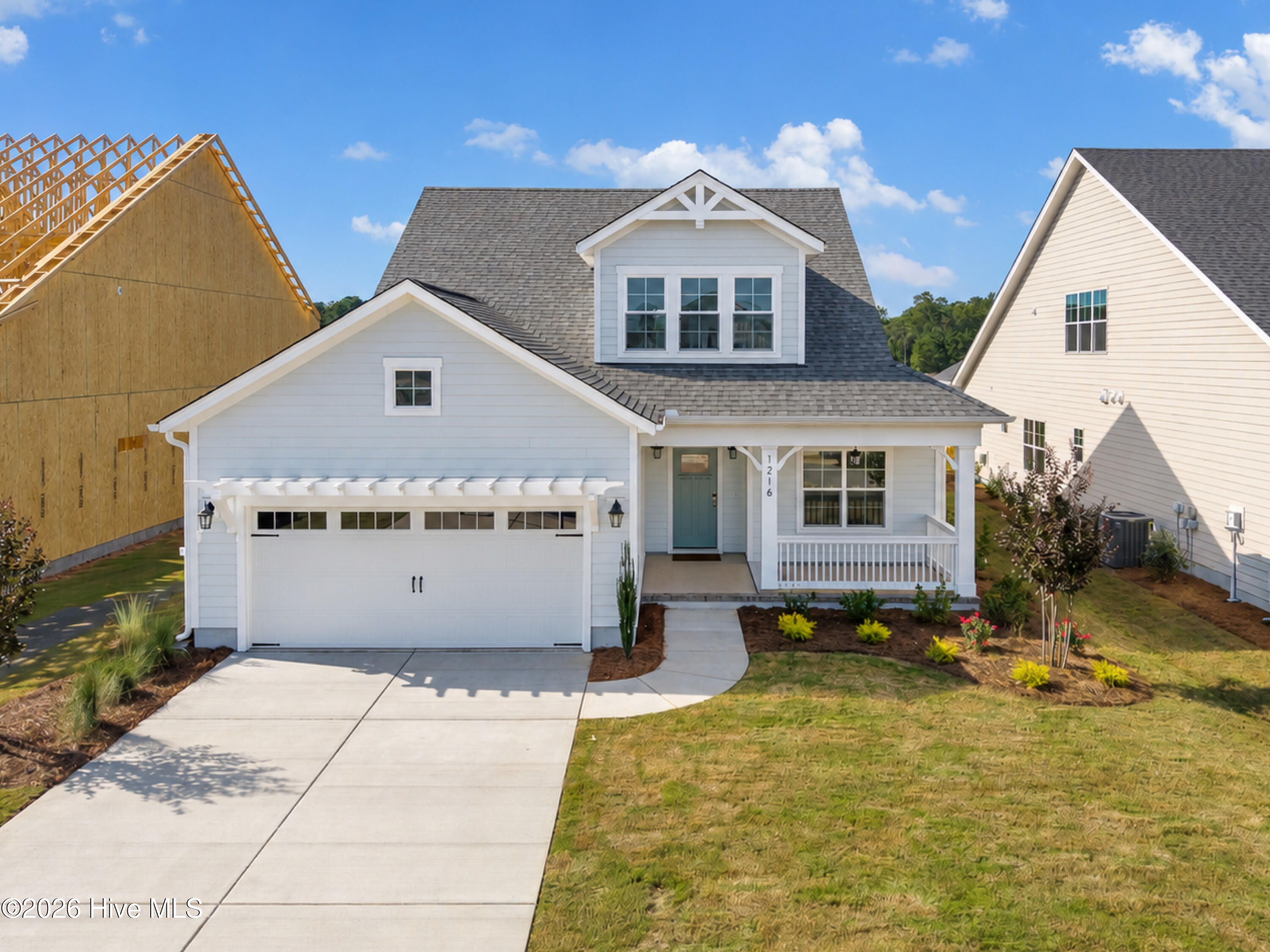 1216 Juno Drive Property Photo 1