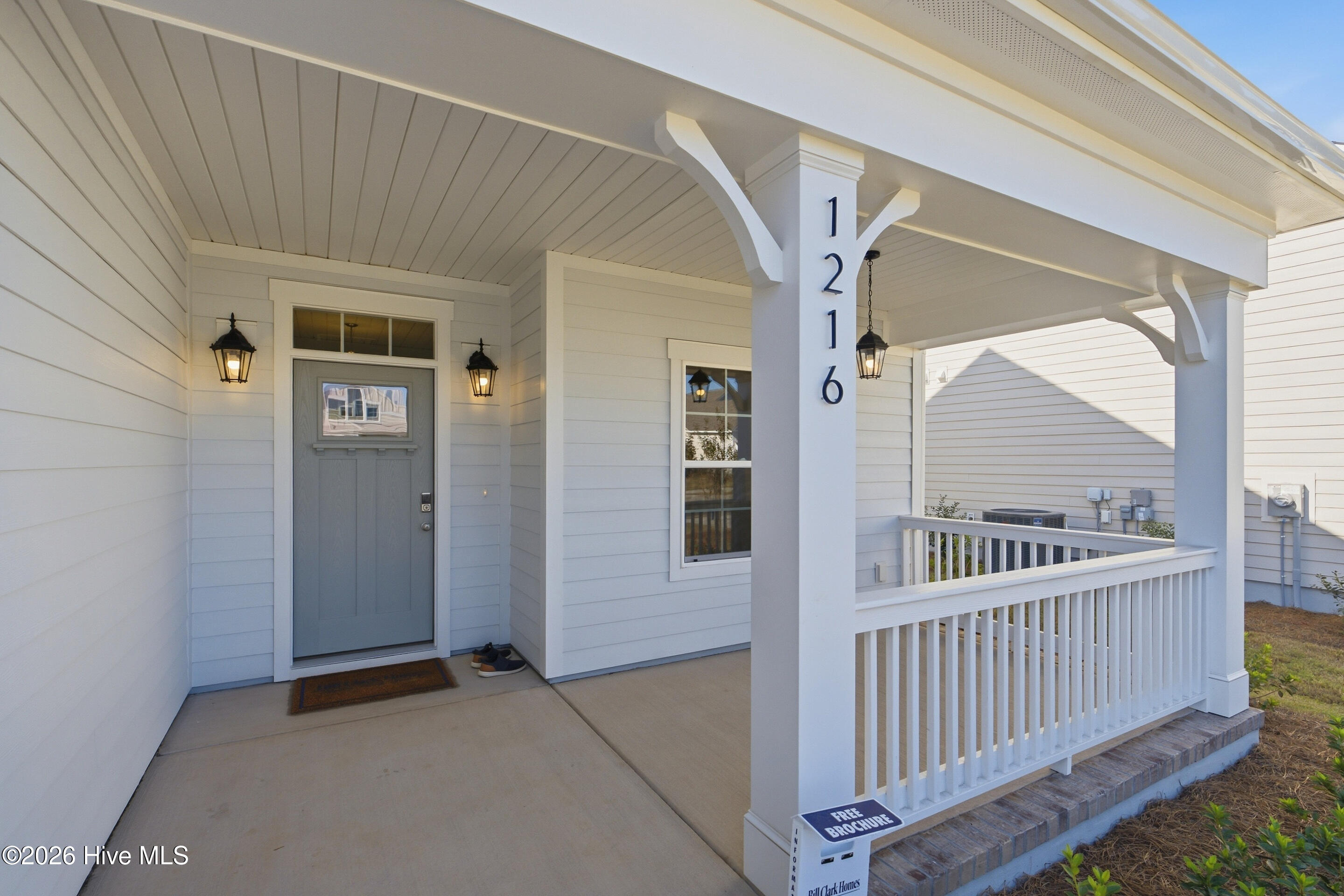 1216 Juno Drive Property Photo 3