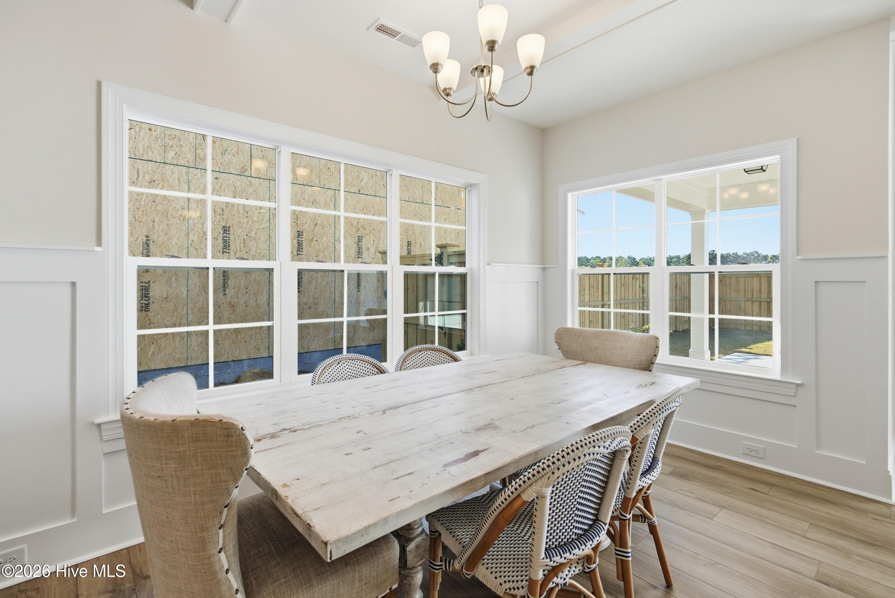 1216 Juno Drive Property Photo 12