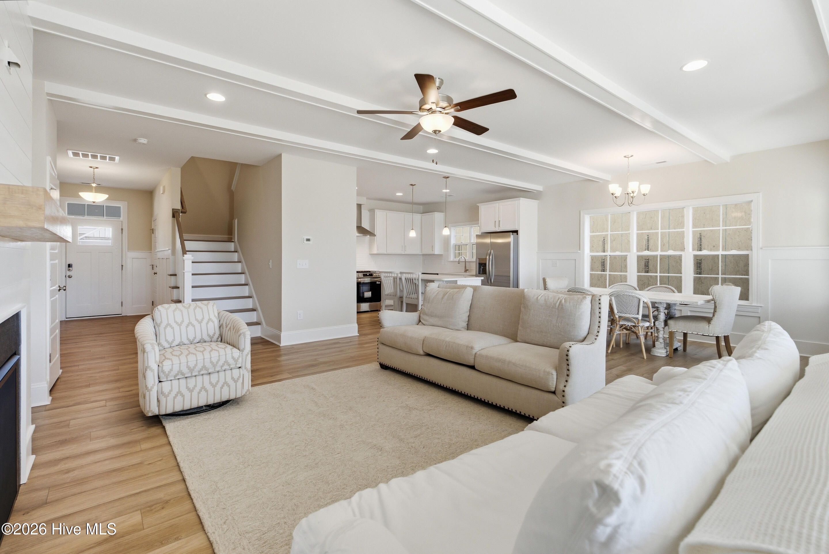 1216 Juno Drive Property Photo 15