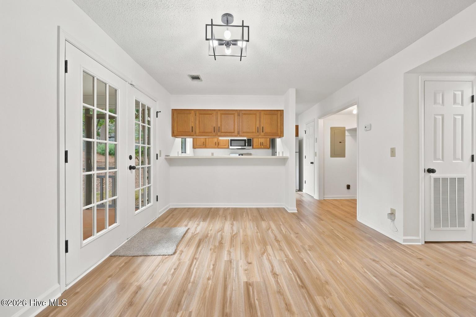 1 Cardinal Lane Property Photo 5
