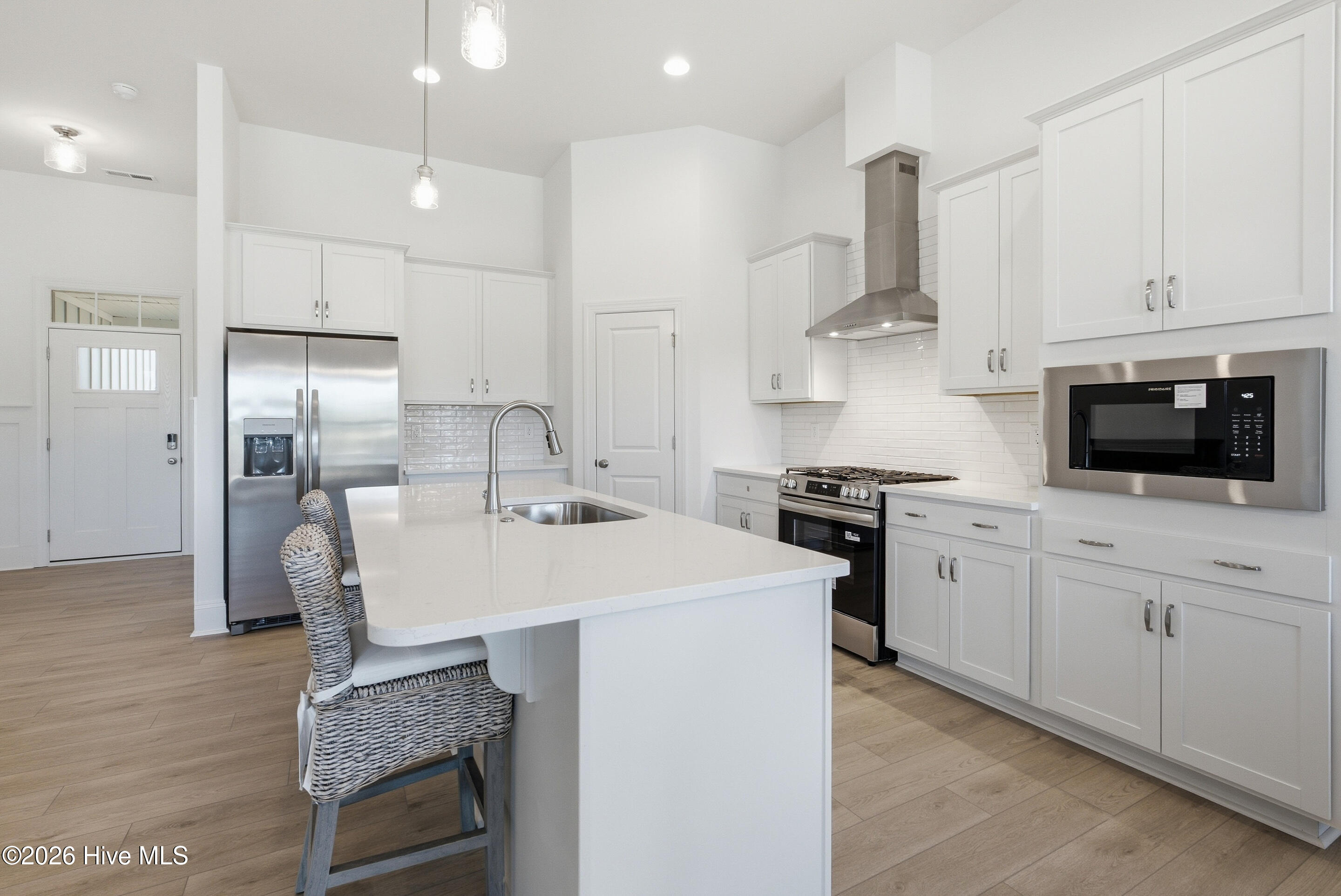 1211 Juno Drive Property Photo 12